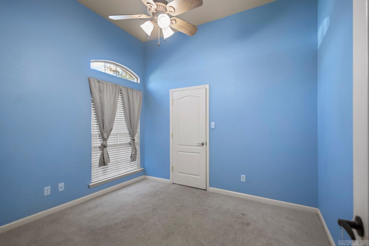 LONGHILLS VILLAGE - Residential