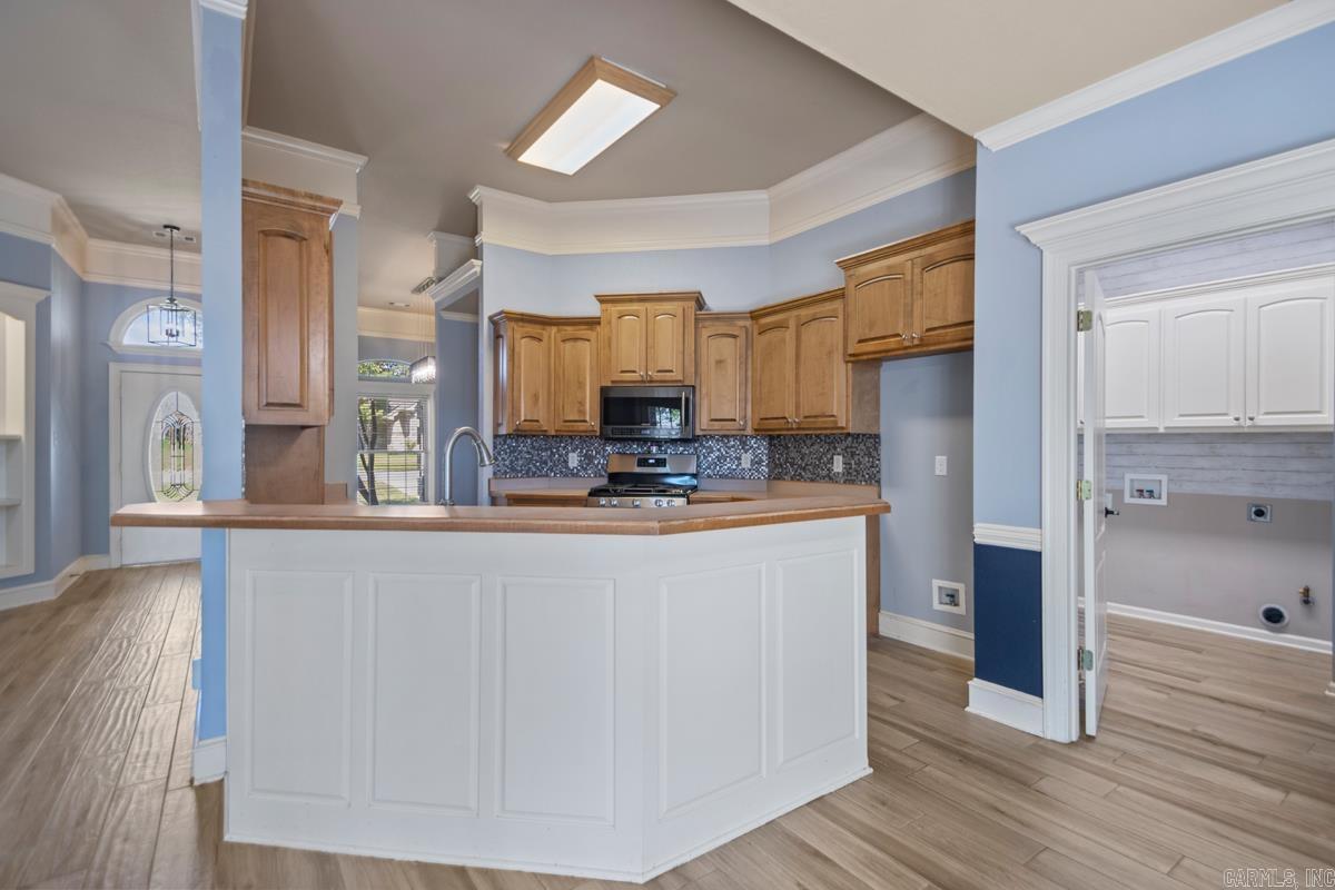 LONGHILLS VILLAGE - Residential