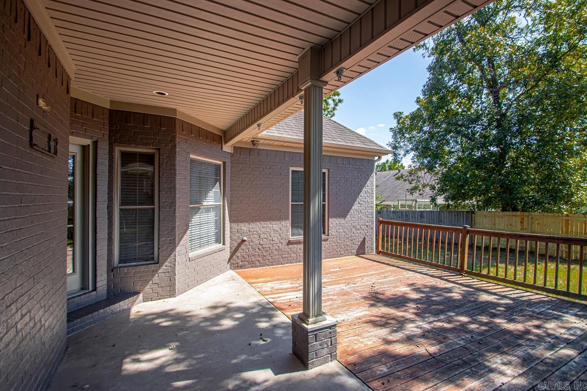 LONGHILLS VILLAGE - Residential