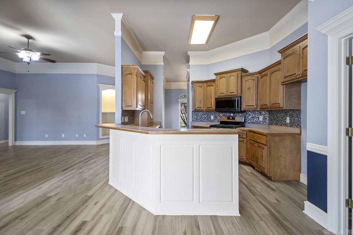 LONGHILLS VILLAGE - Residential