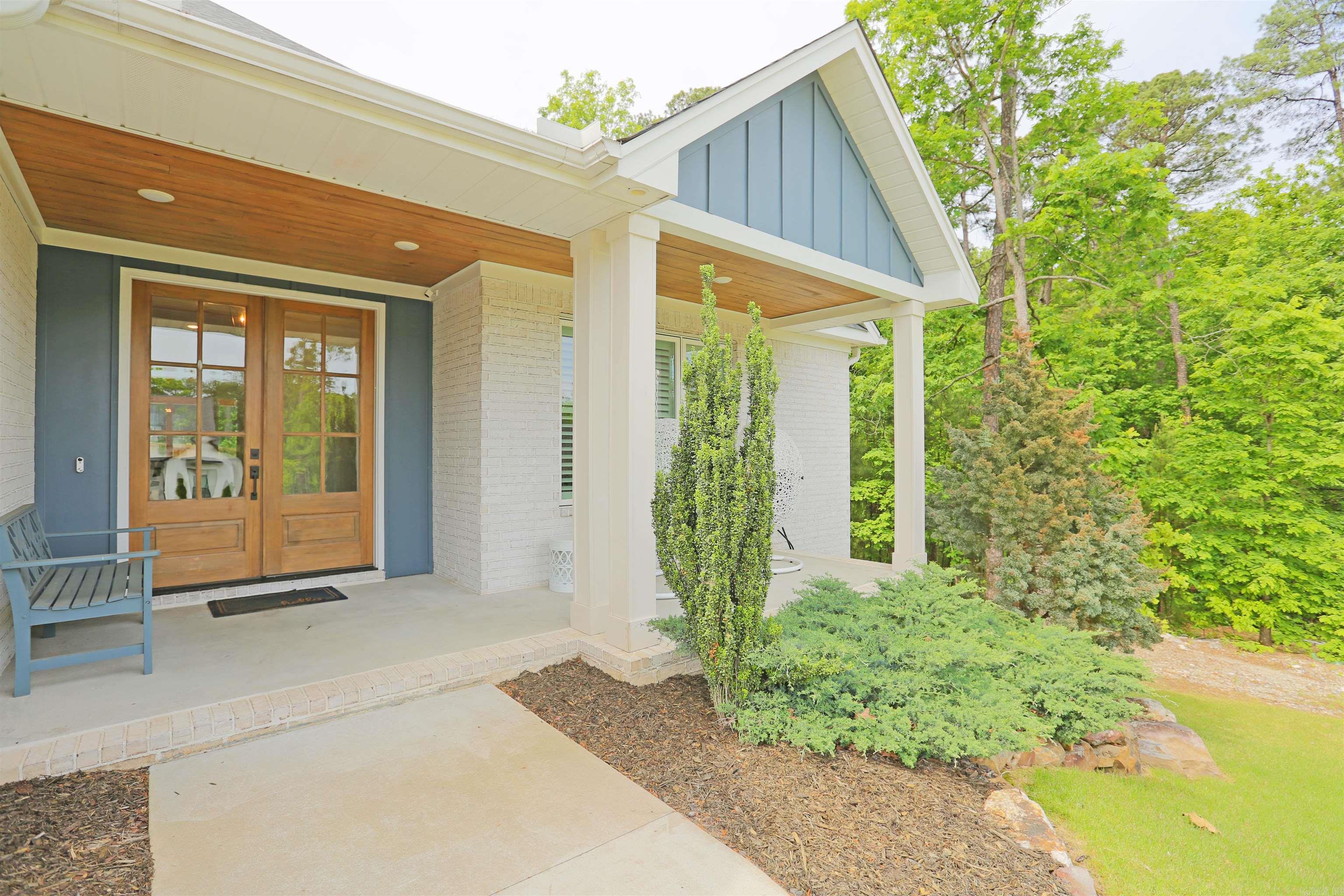 CHENAL VALLEY "CAUREL COURT" - Residential