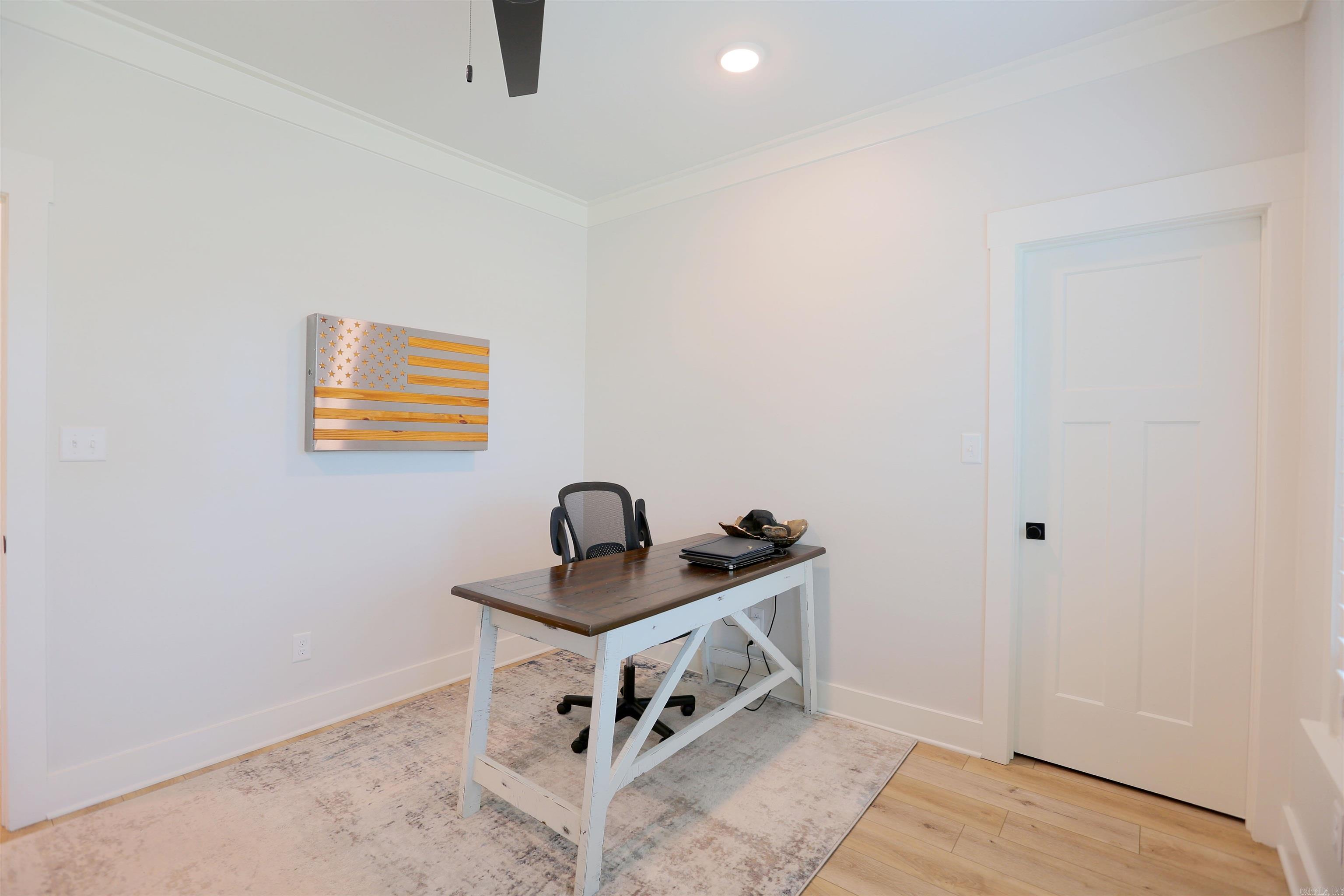 CHENAL VALLEY "CAUREL COURT" - Residential