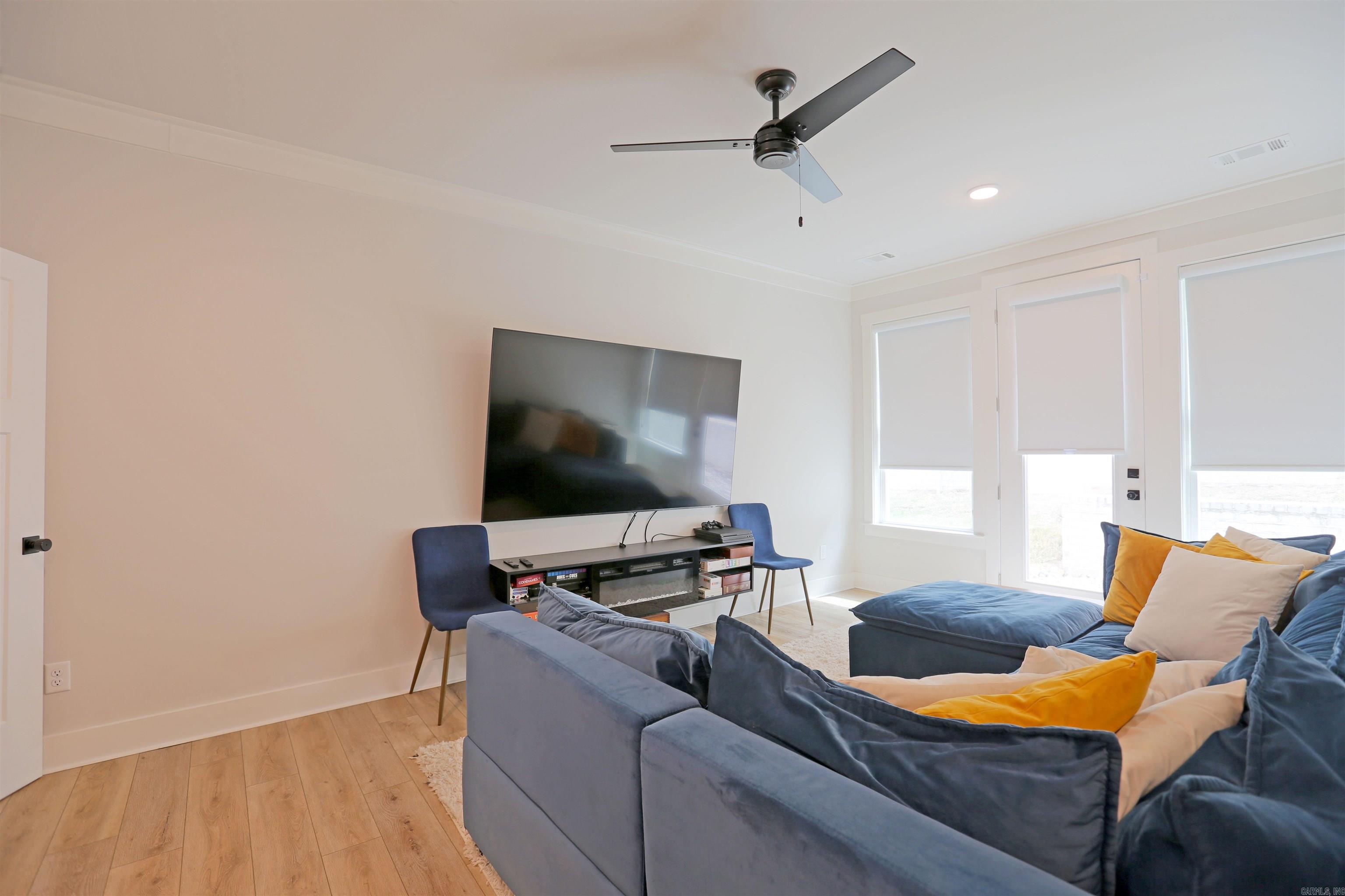 CHENAL VALLEY "CAUREL COURT" - Residential