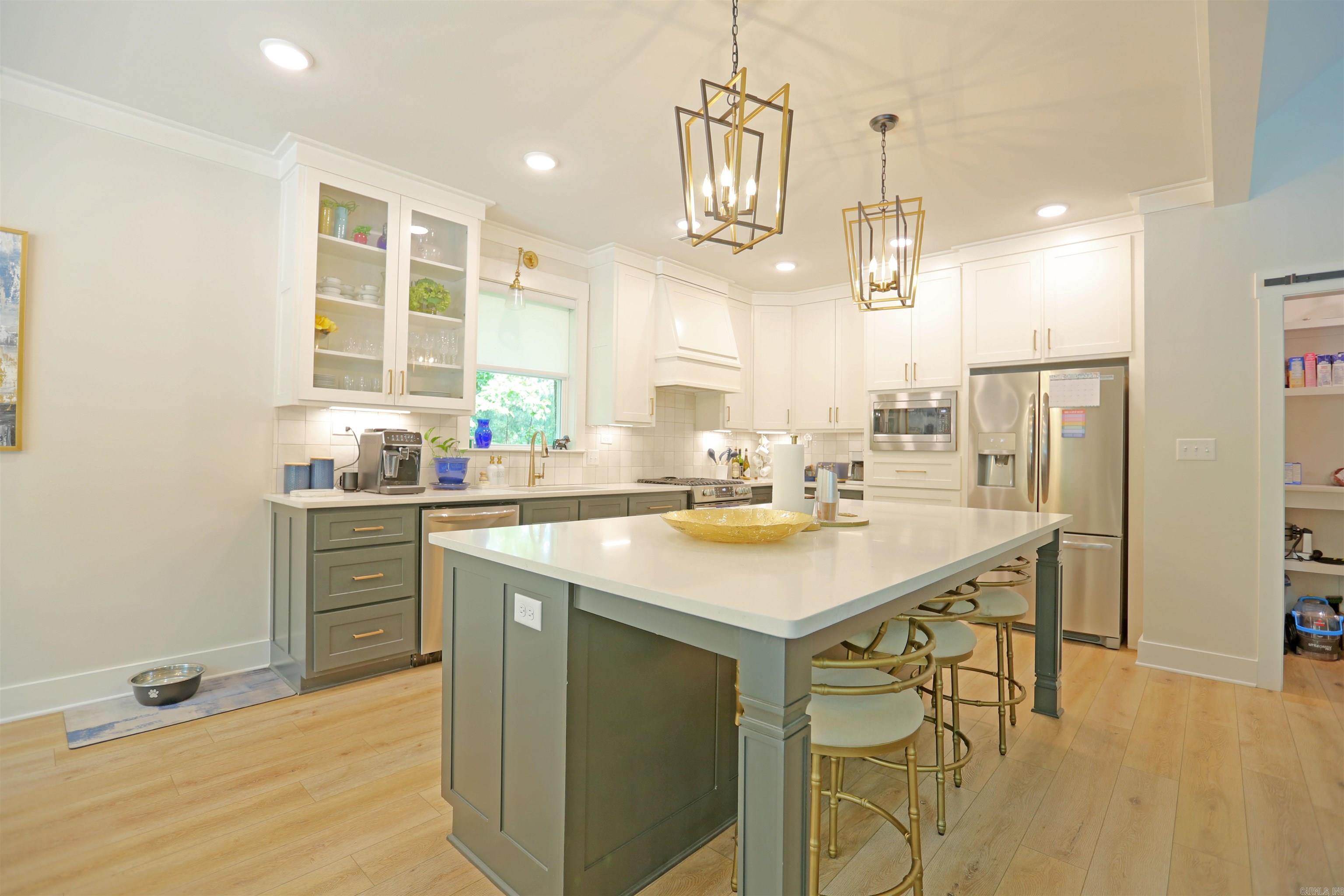 CHENAL VALLEY "CAUREL COURT" - Residential