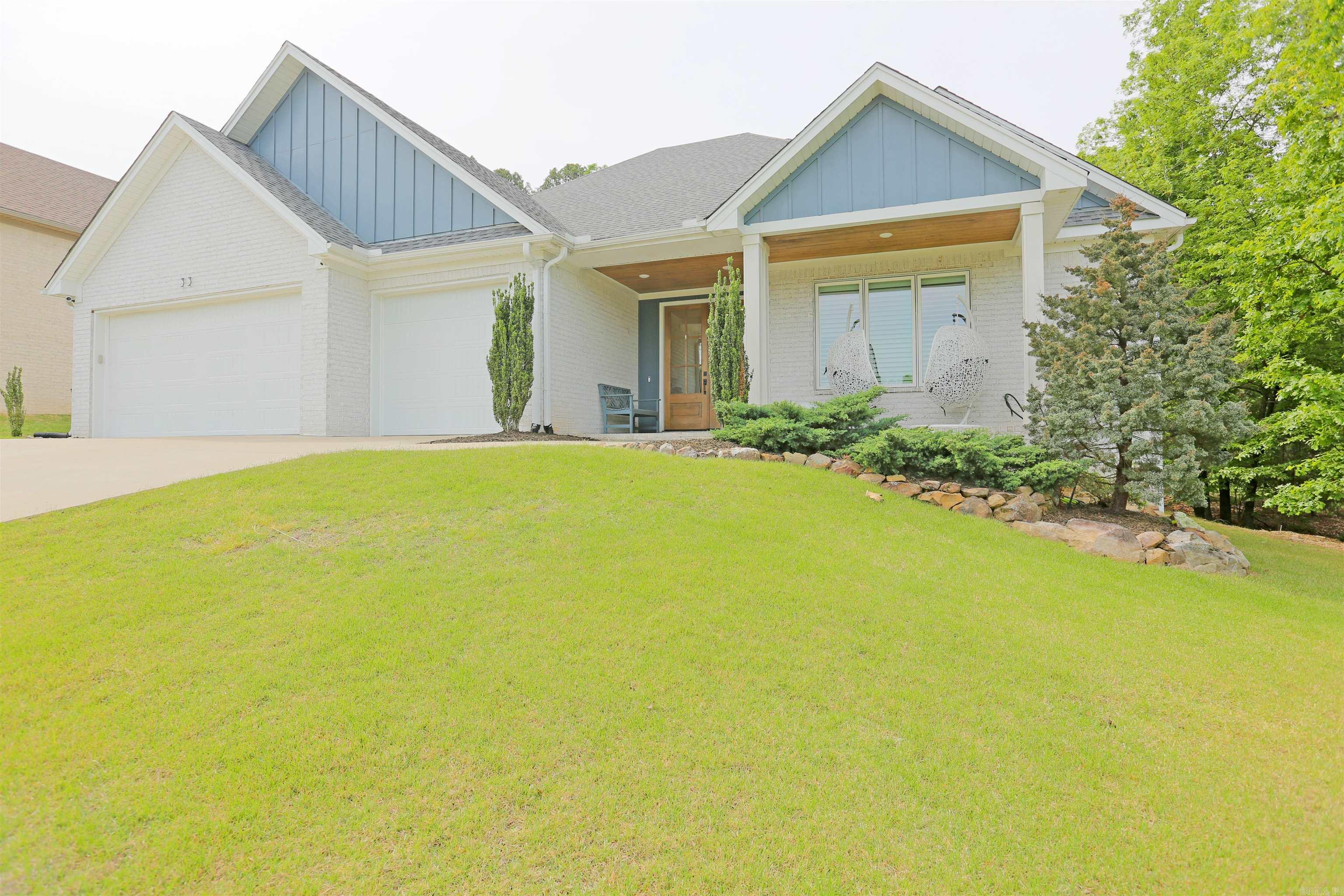 CHENAL VALLEY "CAUREL COURT" - Residential