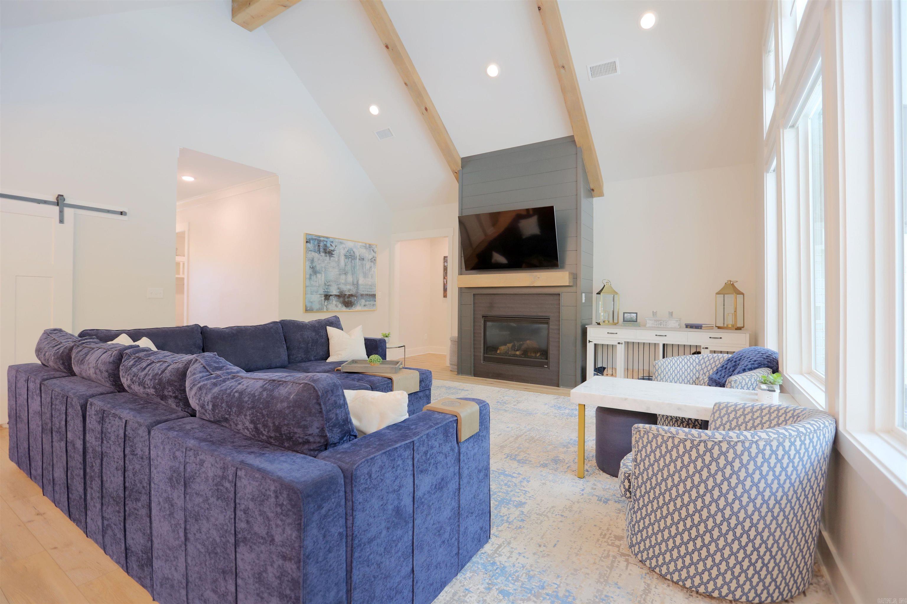 CHENAL VALLEY "CAUREL COURT" - Residential