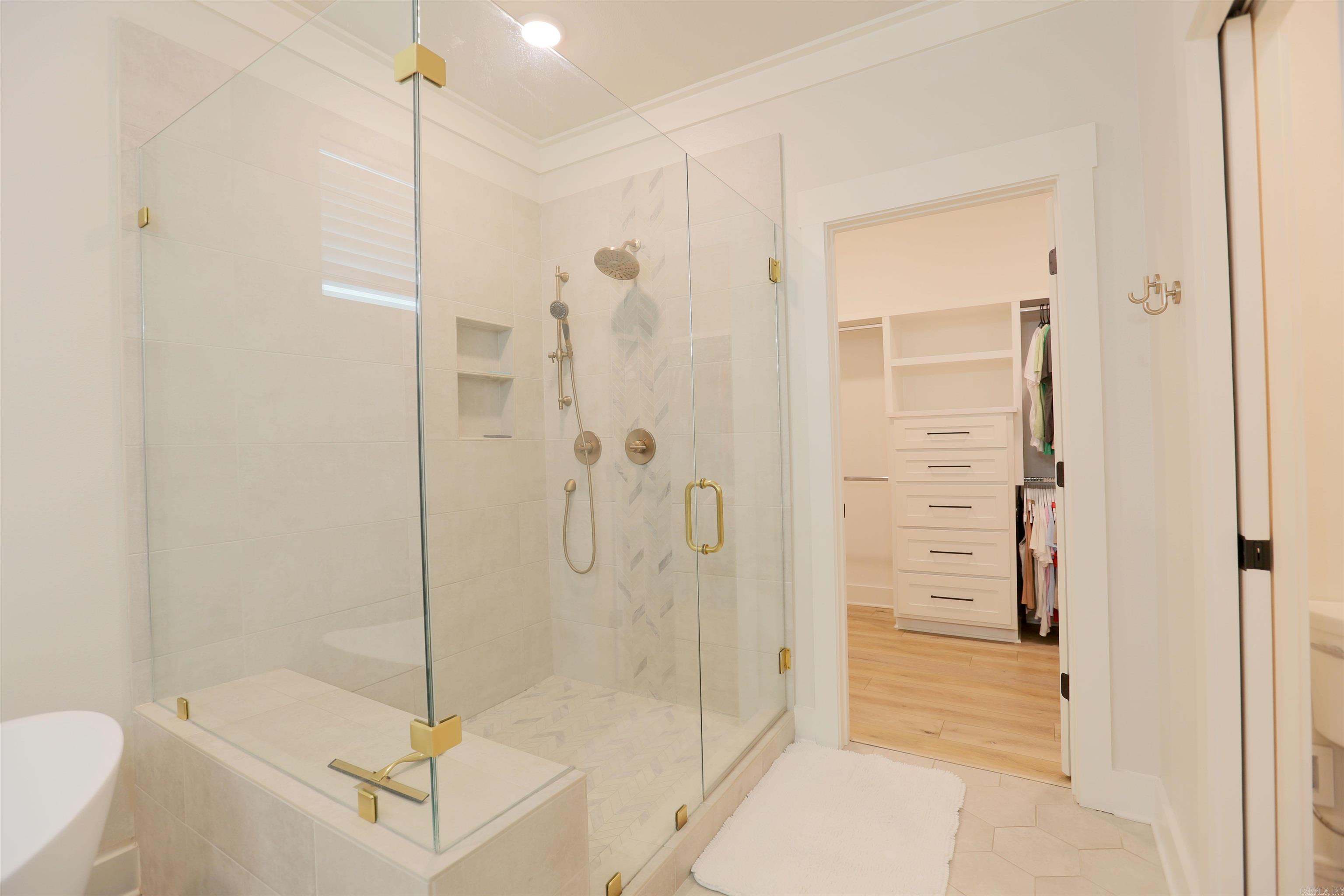 CHENAL VALLEY "CAUREL COURT" - Residential