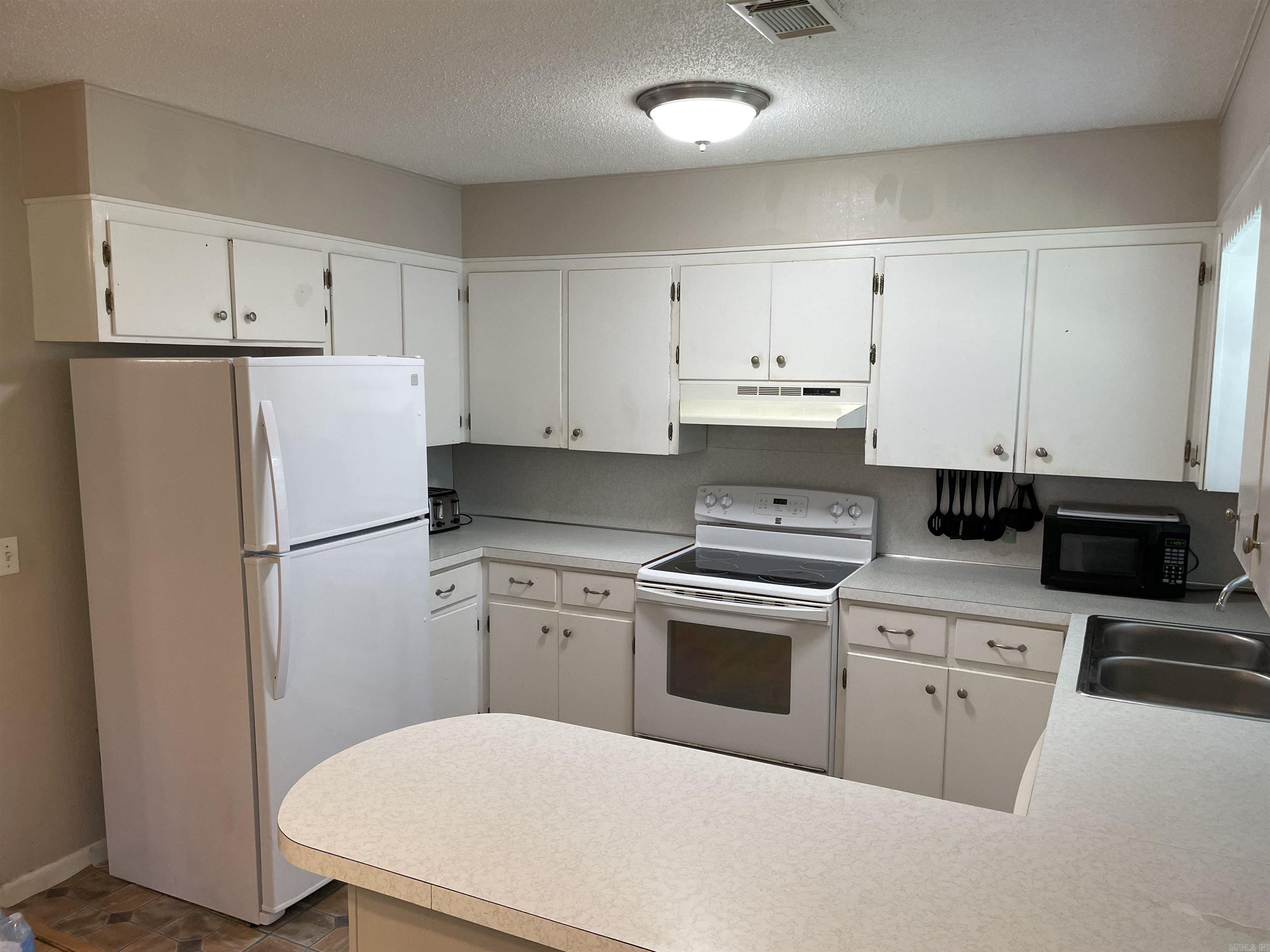 MOORE & CASE ADDITION - Residential