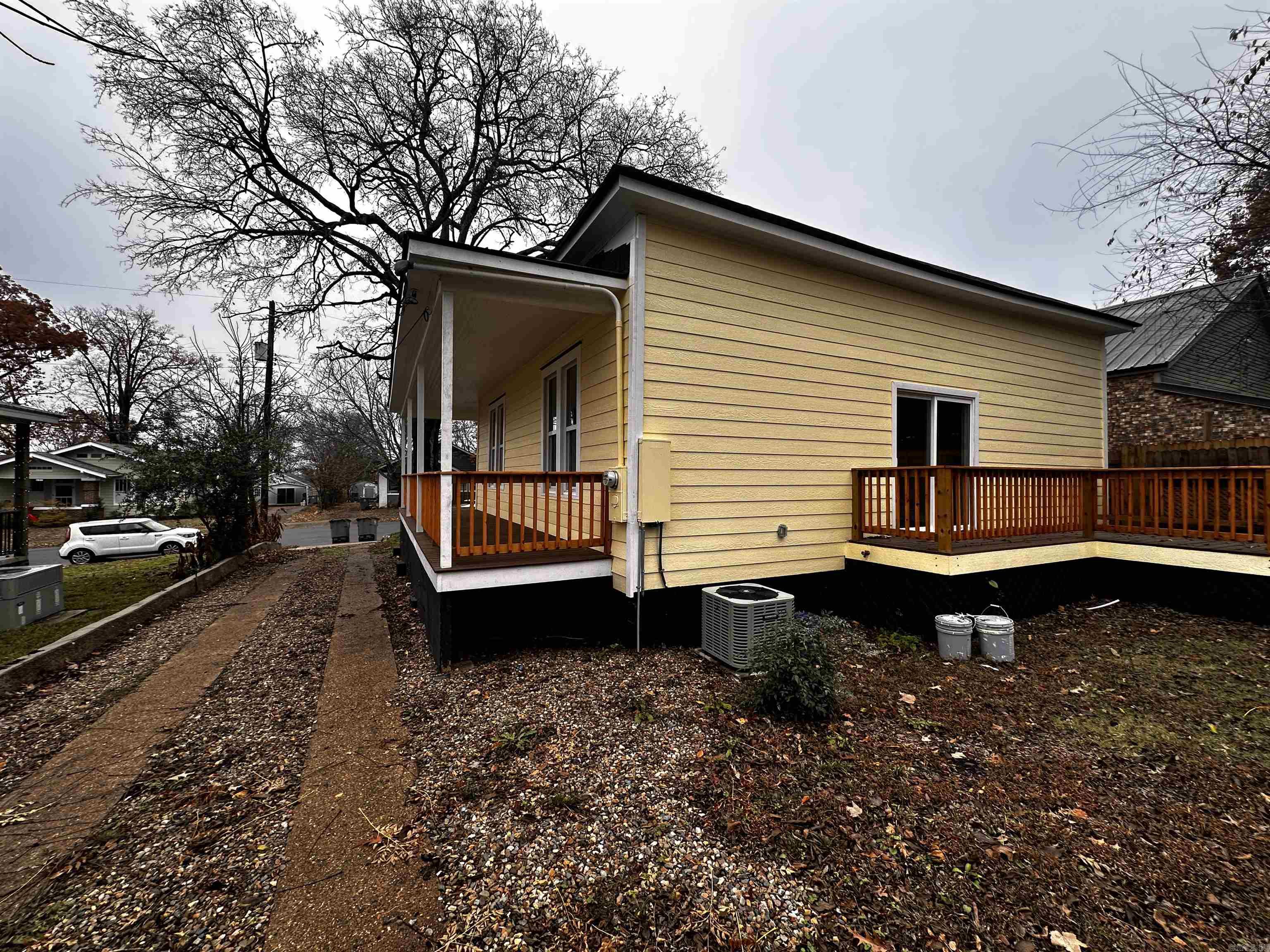 SOUTH HOT SPRINGS ADDITION - Residential