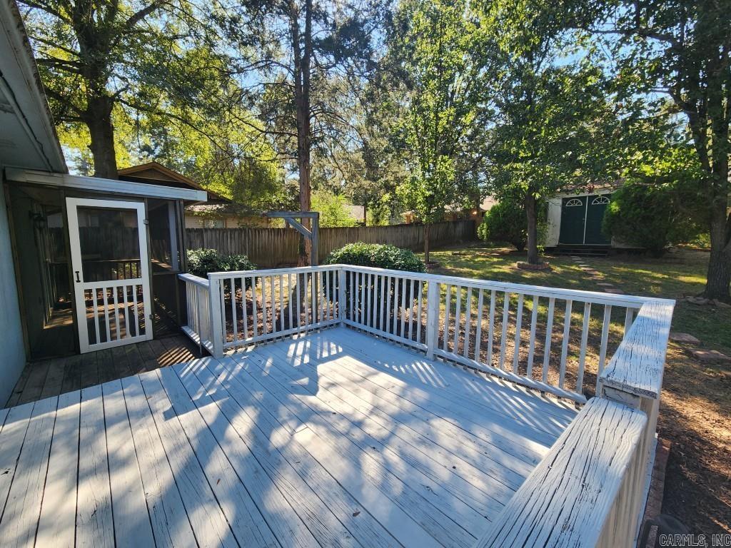 ROLLING OAKS - Residential