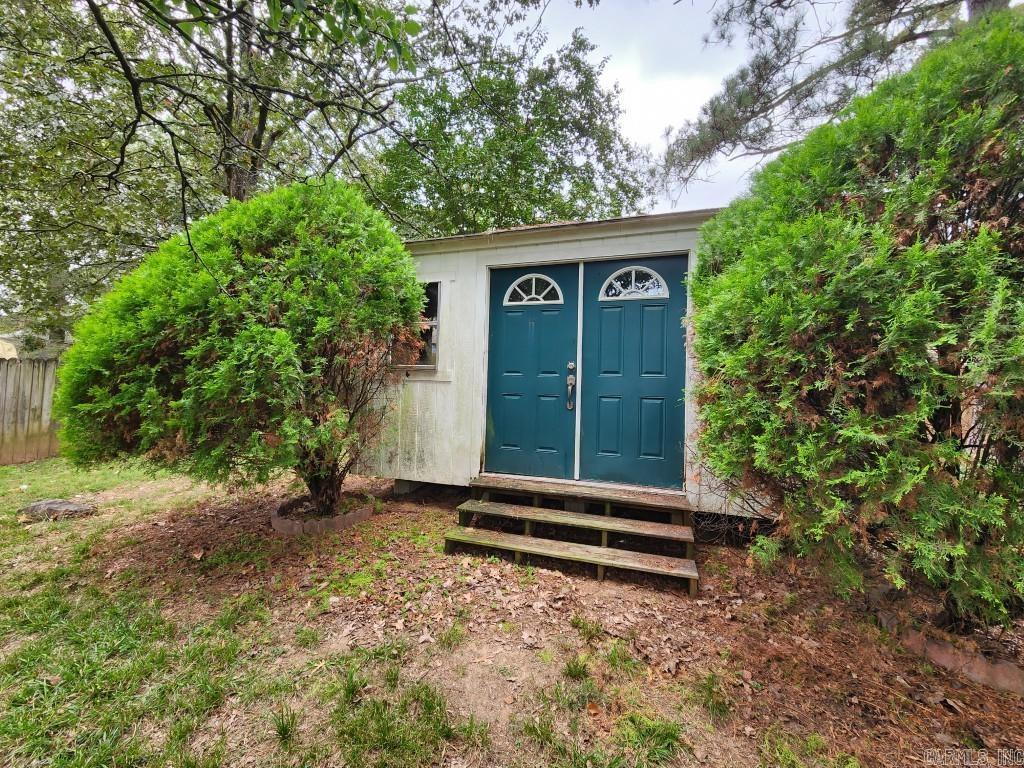 ROLLING OAKS - Residential
