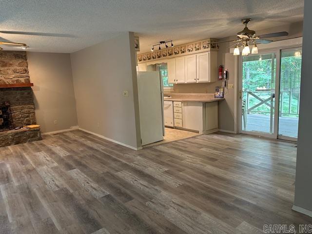 INDIAN HILLS - Residential