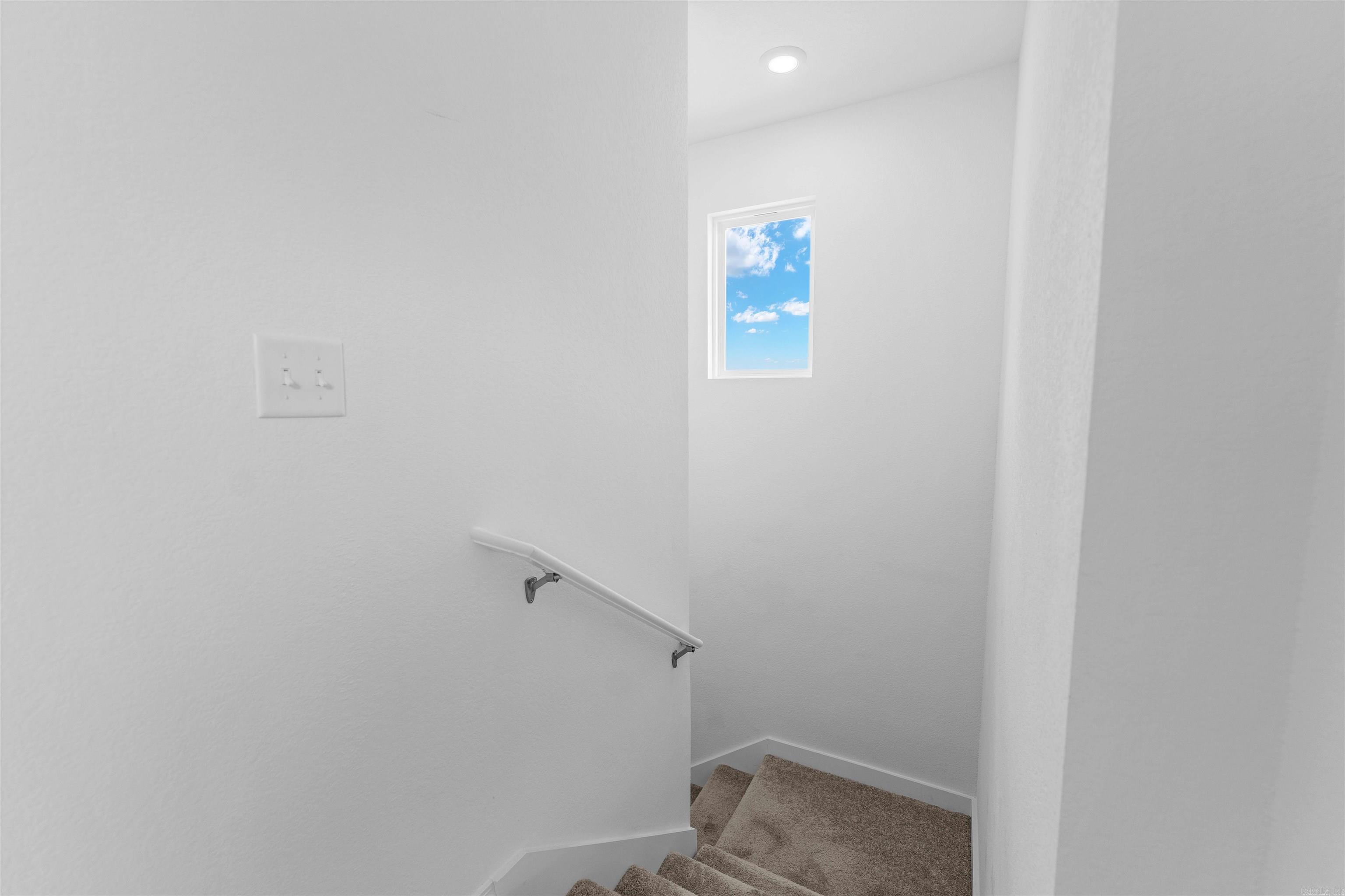 WHITE OAK CROSSING - Residential