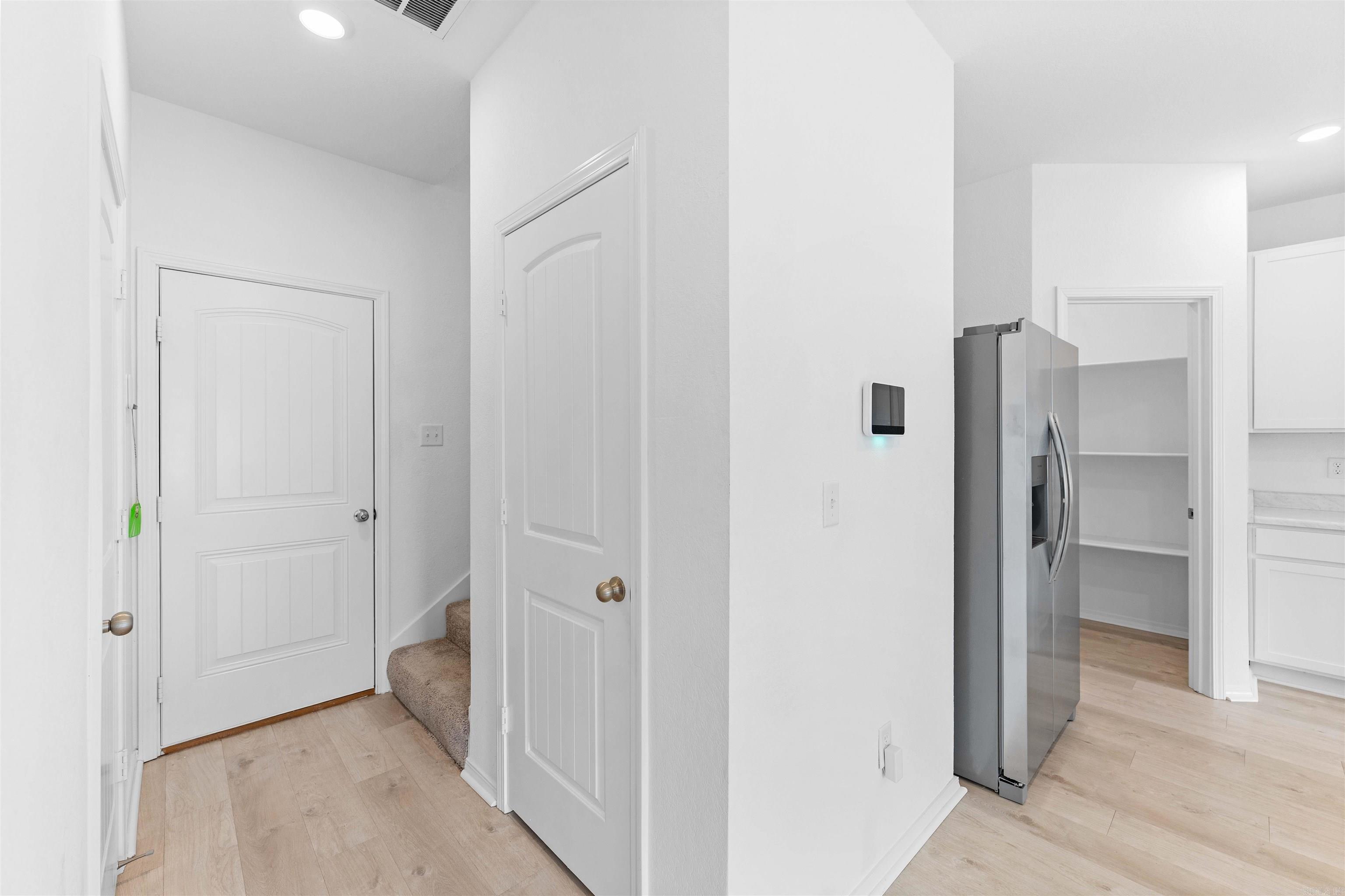 WHITE OAK CROSSING - Residential