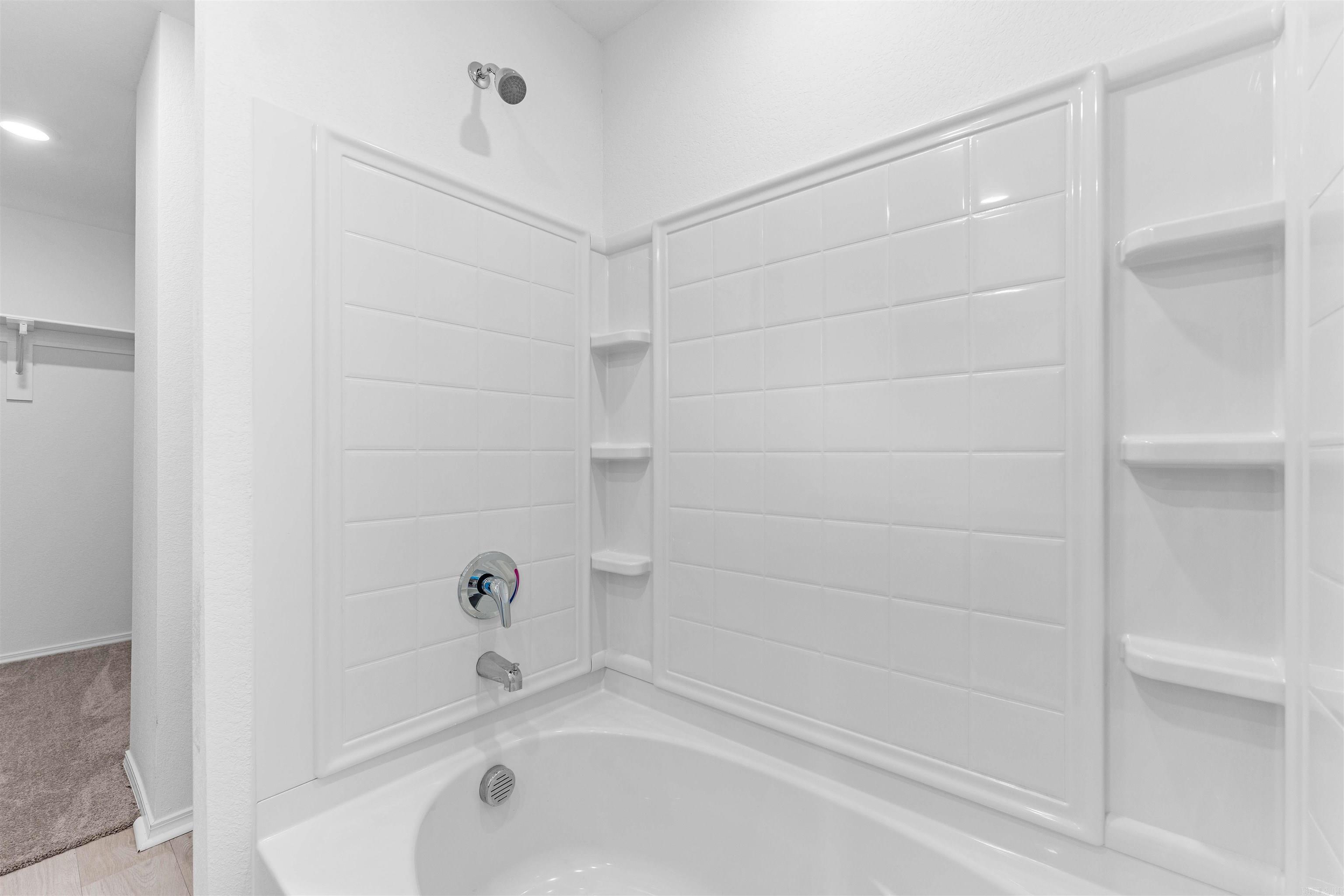 WHITE OAK CROSSING - Residential
