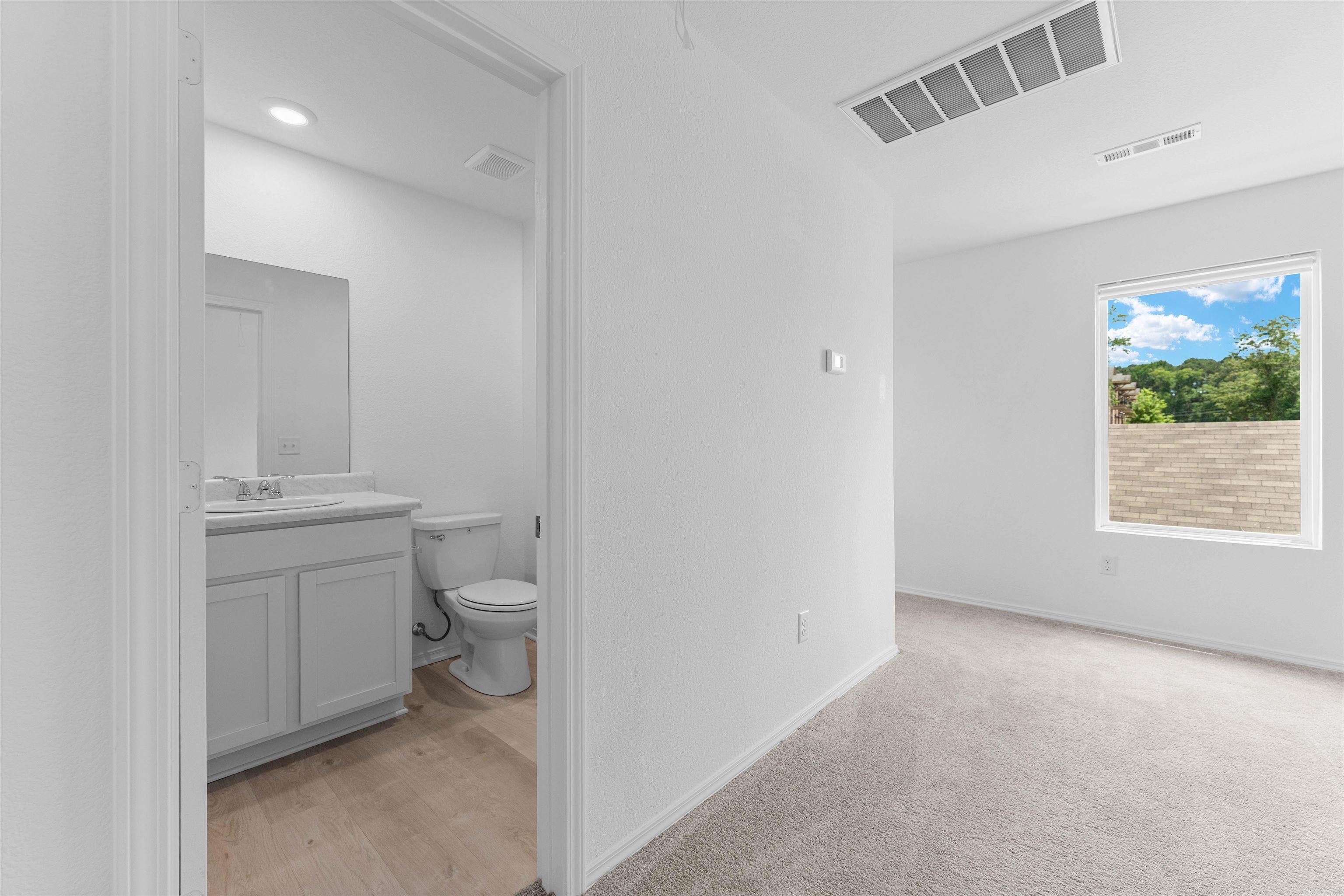 WHITE OAK CROSSING - Residential