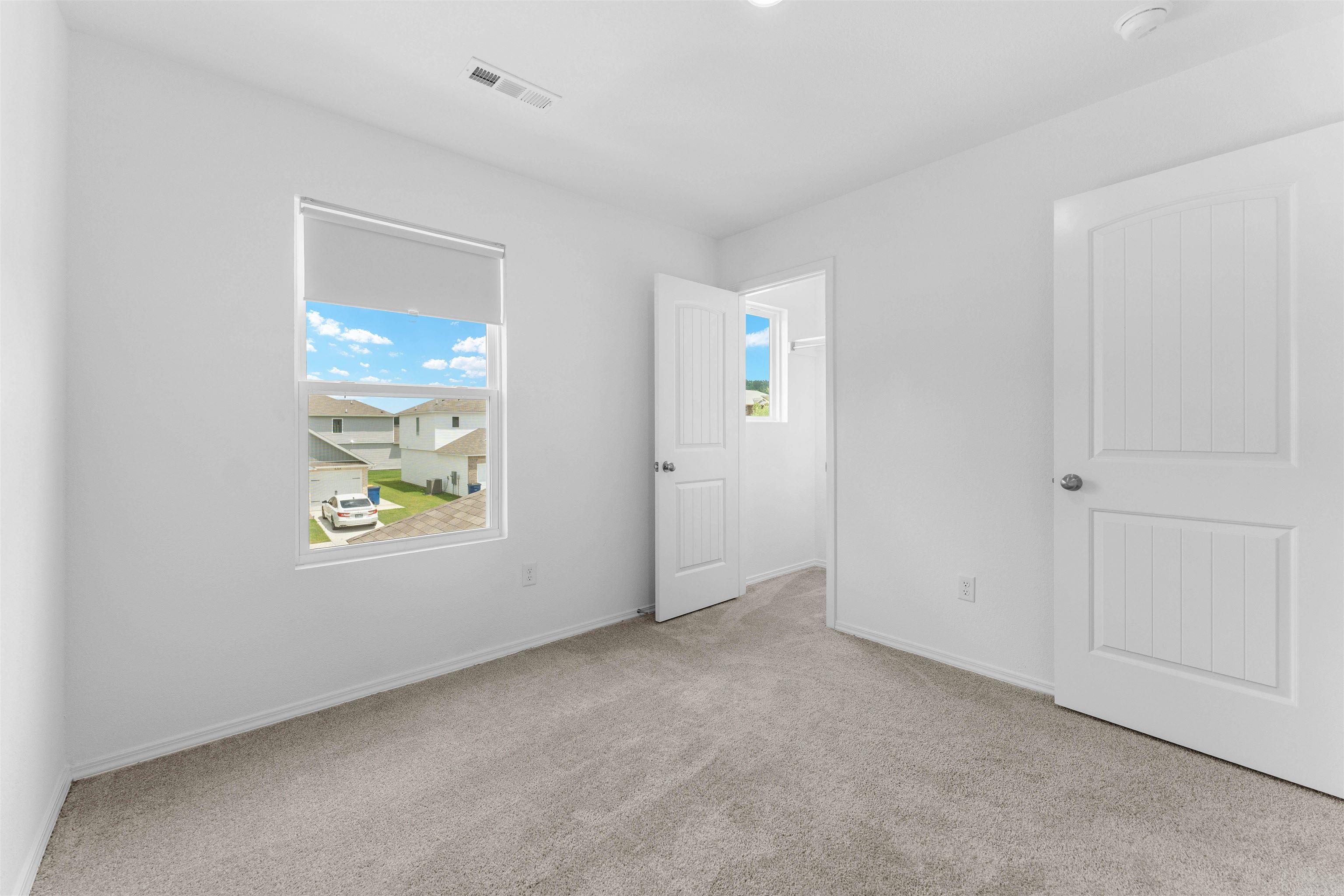 WHITE OAK CROSSING - Residential