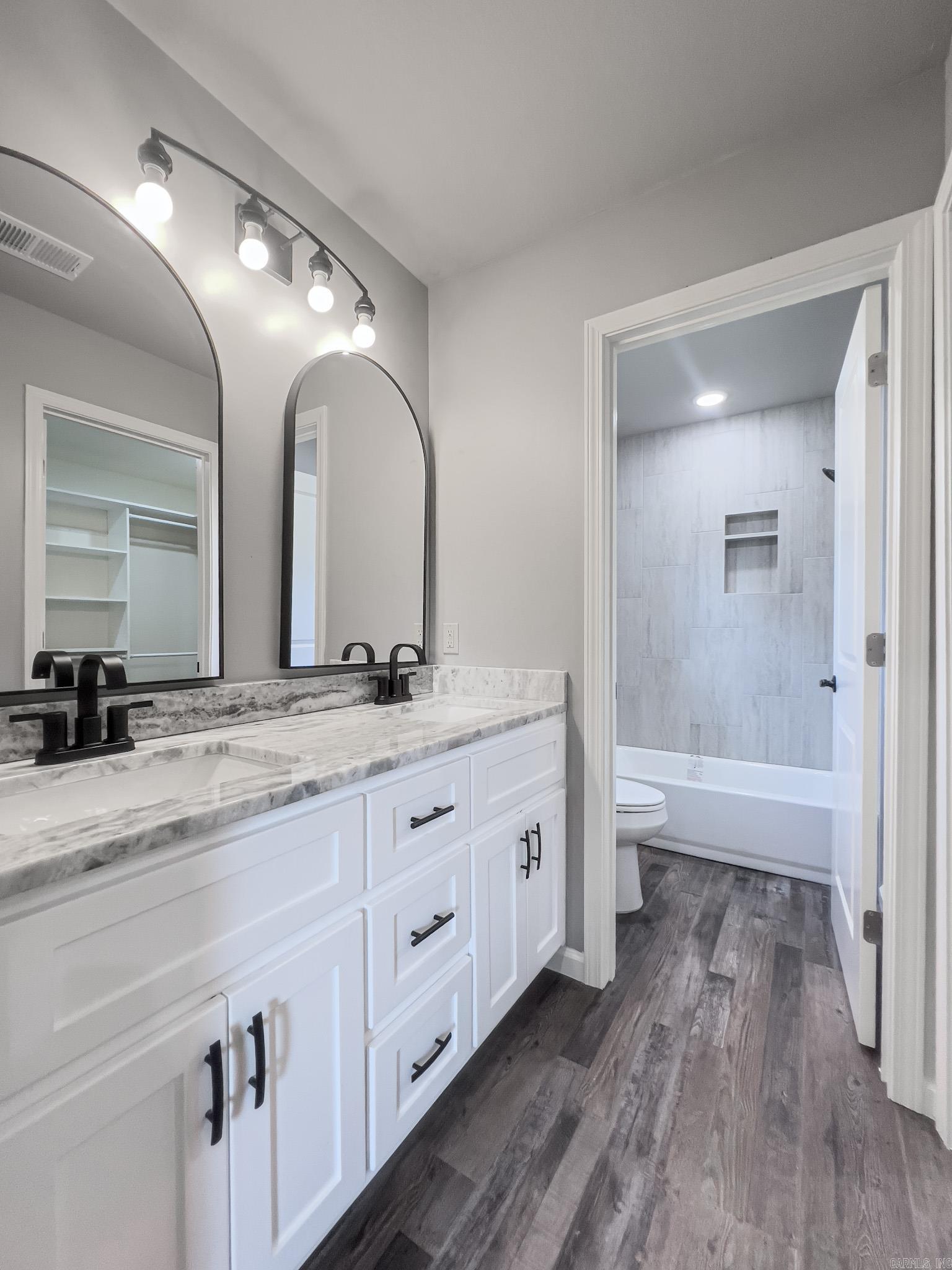 BROOKFIELDS 2ND ADDITION - Residential