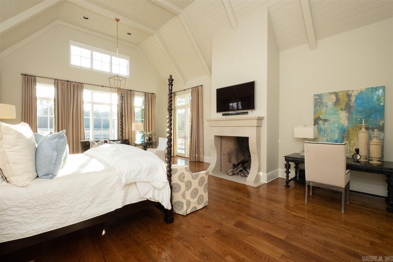 CHENAL VALLEY SOLOGNE CIRCLE - Residential