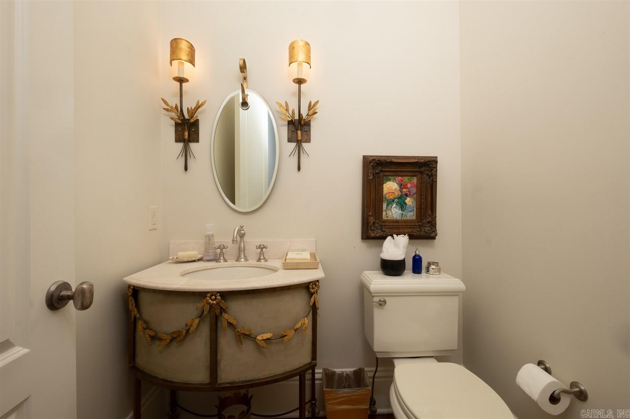 CHENAL VALLEY SOLOGNE CIRCLE - Residential