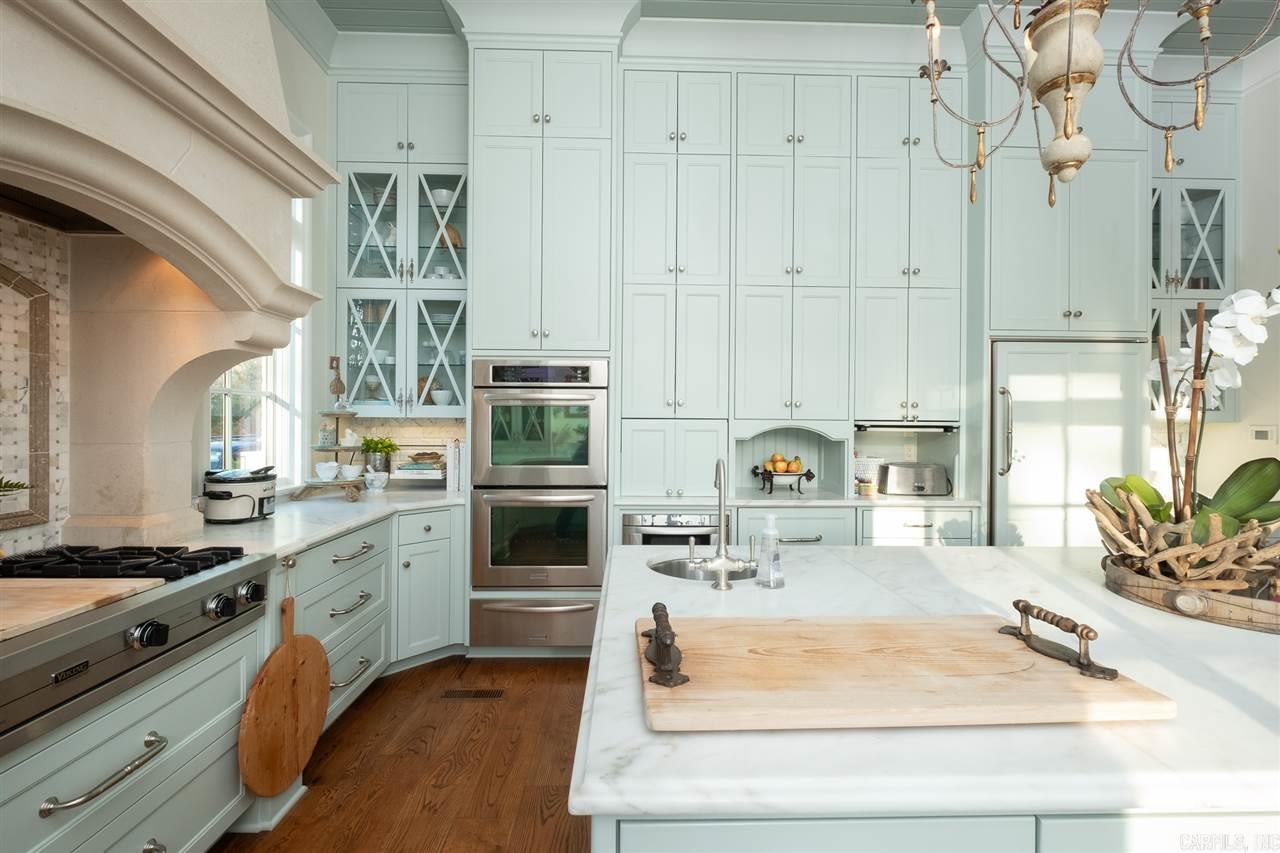 CHENAL VALLEY SOLOGNE CIRCLE - Residential