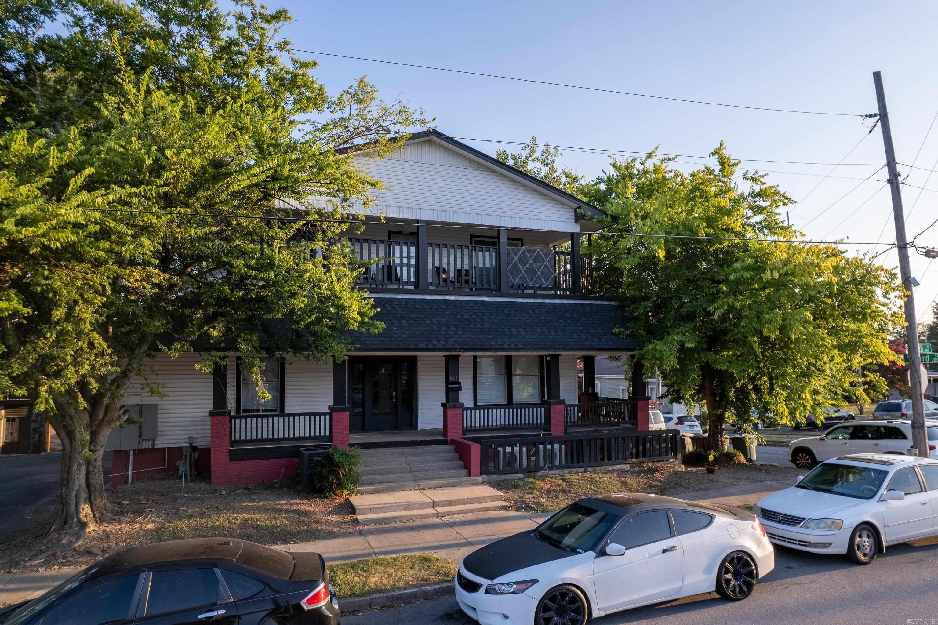 CITY OF LR L18 - Residential Income