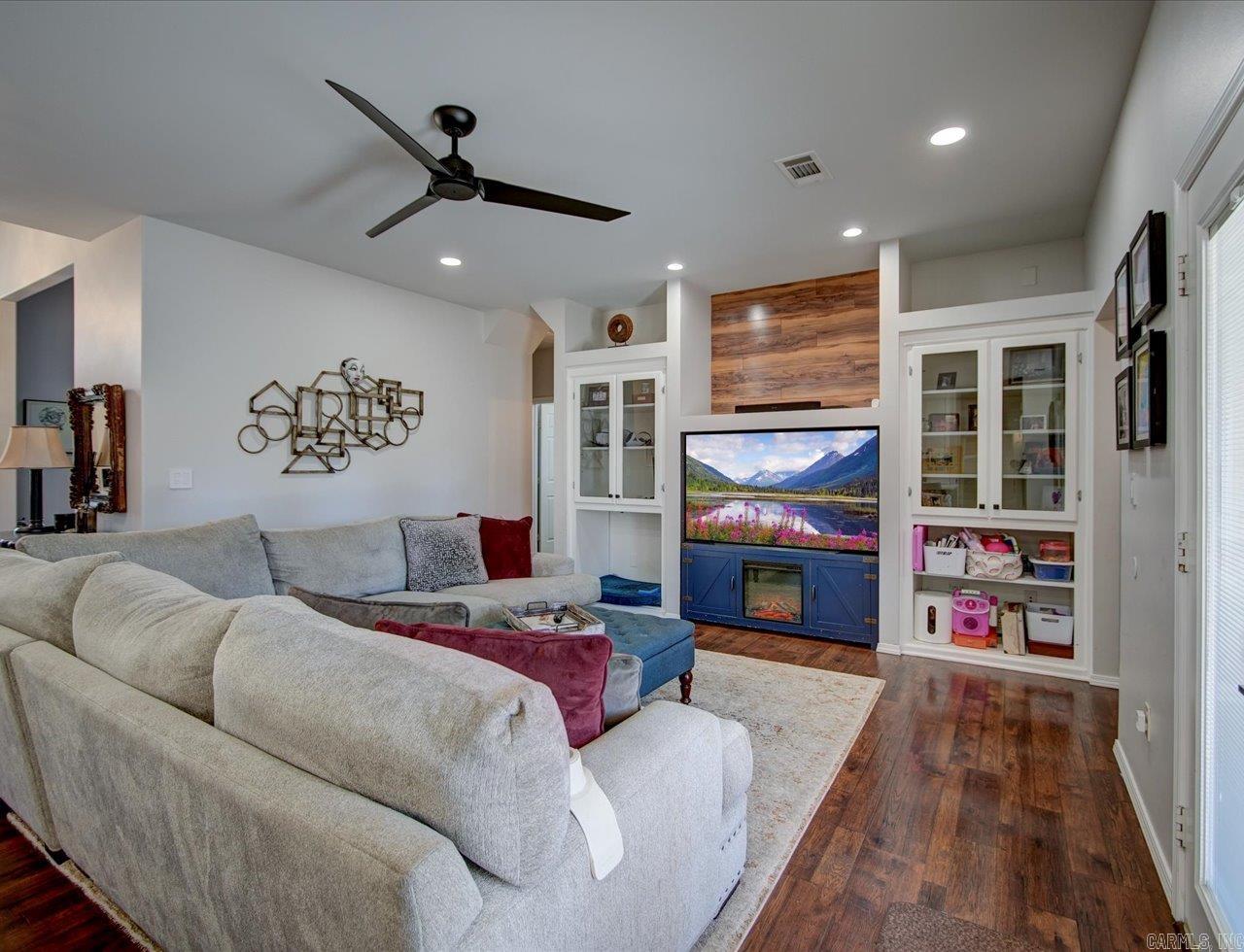 White Eagle Estates - Residential