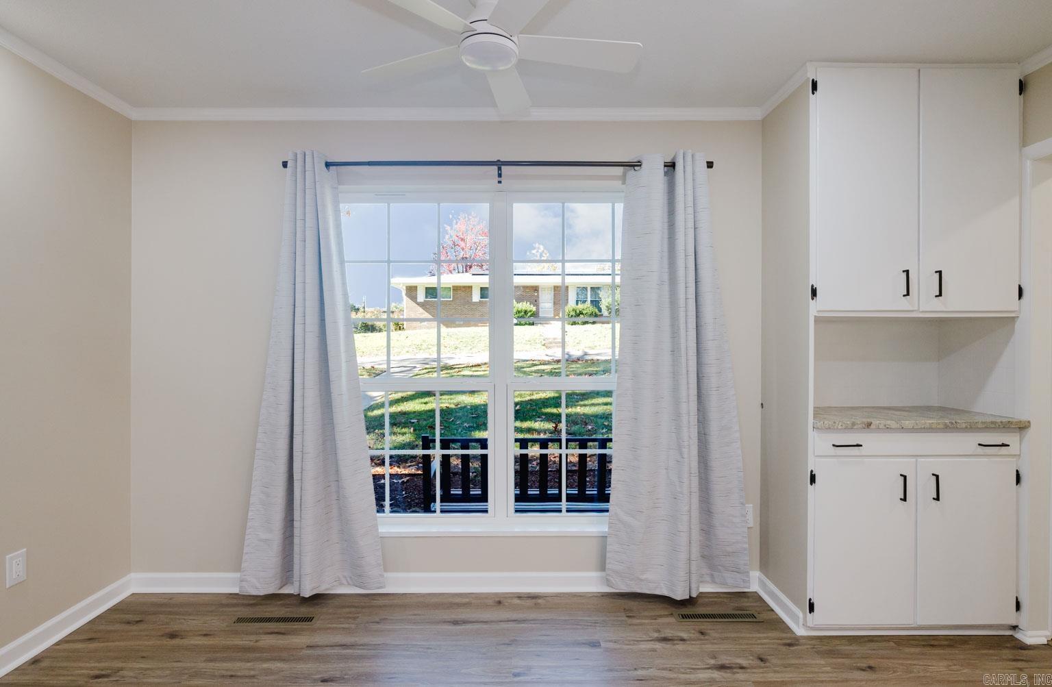 WATSON MANOR - Residential