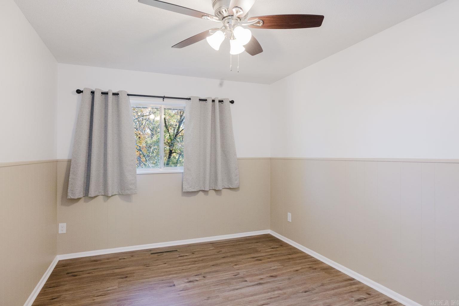 WATSON MANOR - Residential