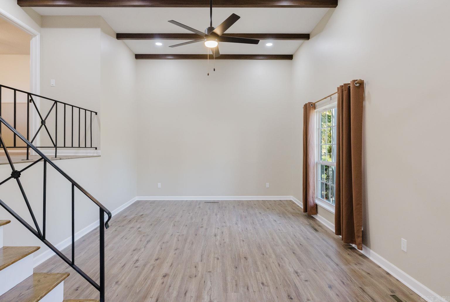 WATSON MANOR - Residential