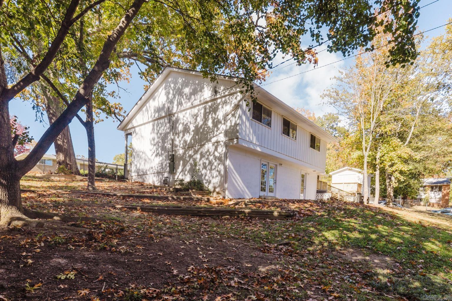 WATSON MANOR - Residential