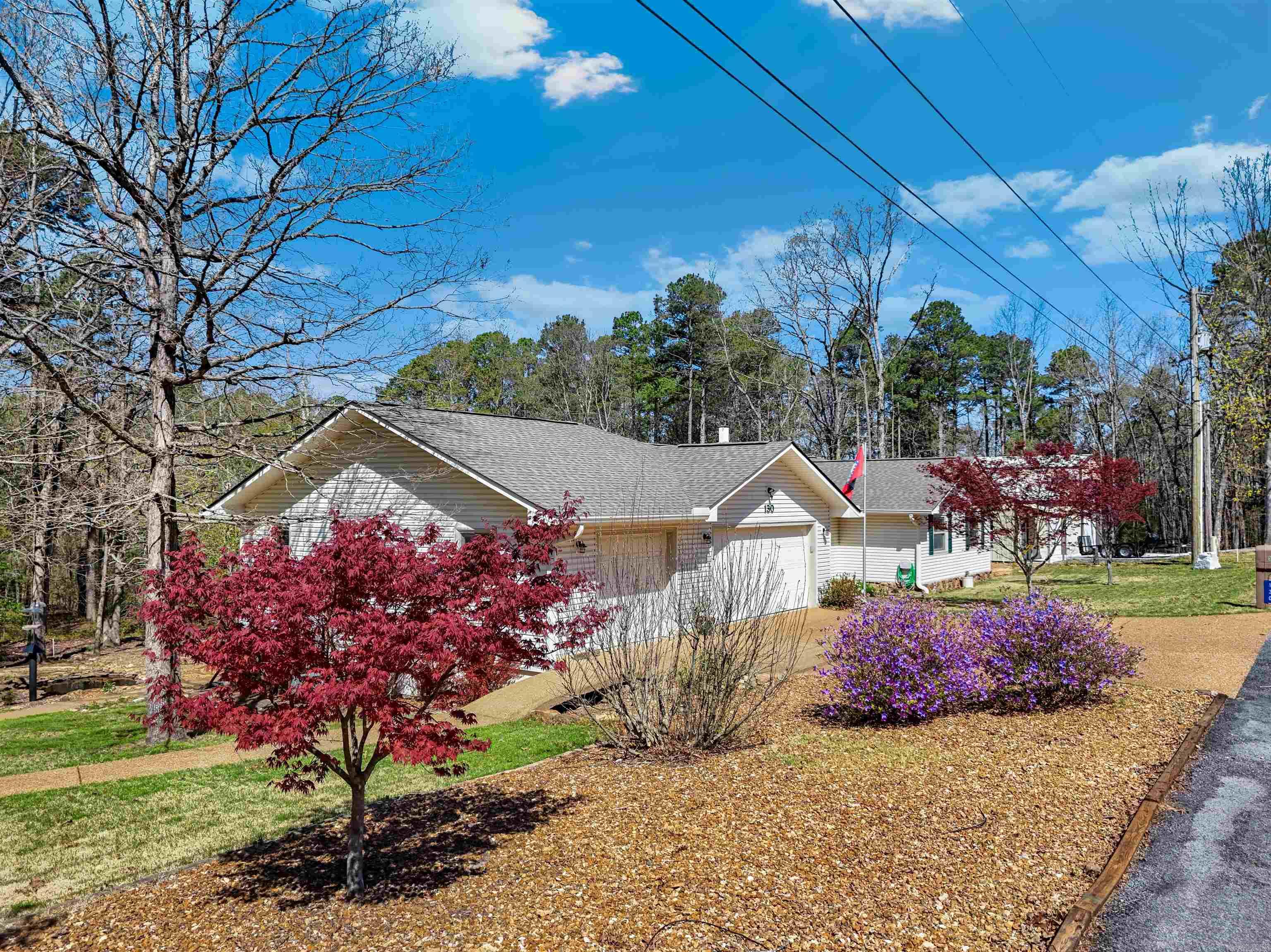 INDIAN HILLS - Residential