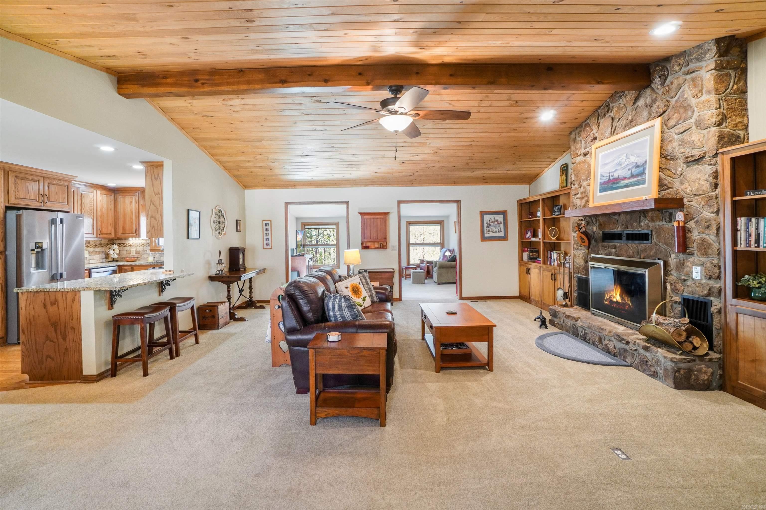 INDIAN HILLS - Residential