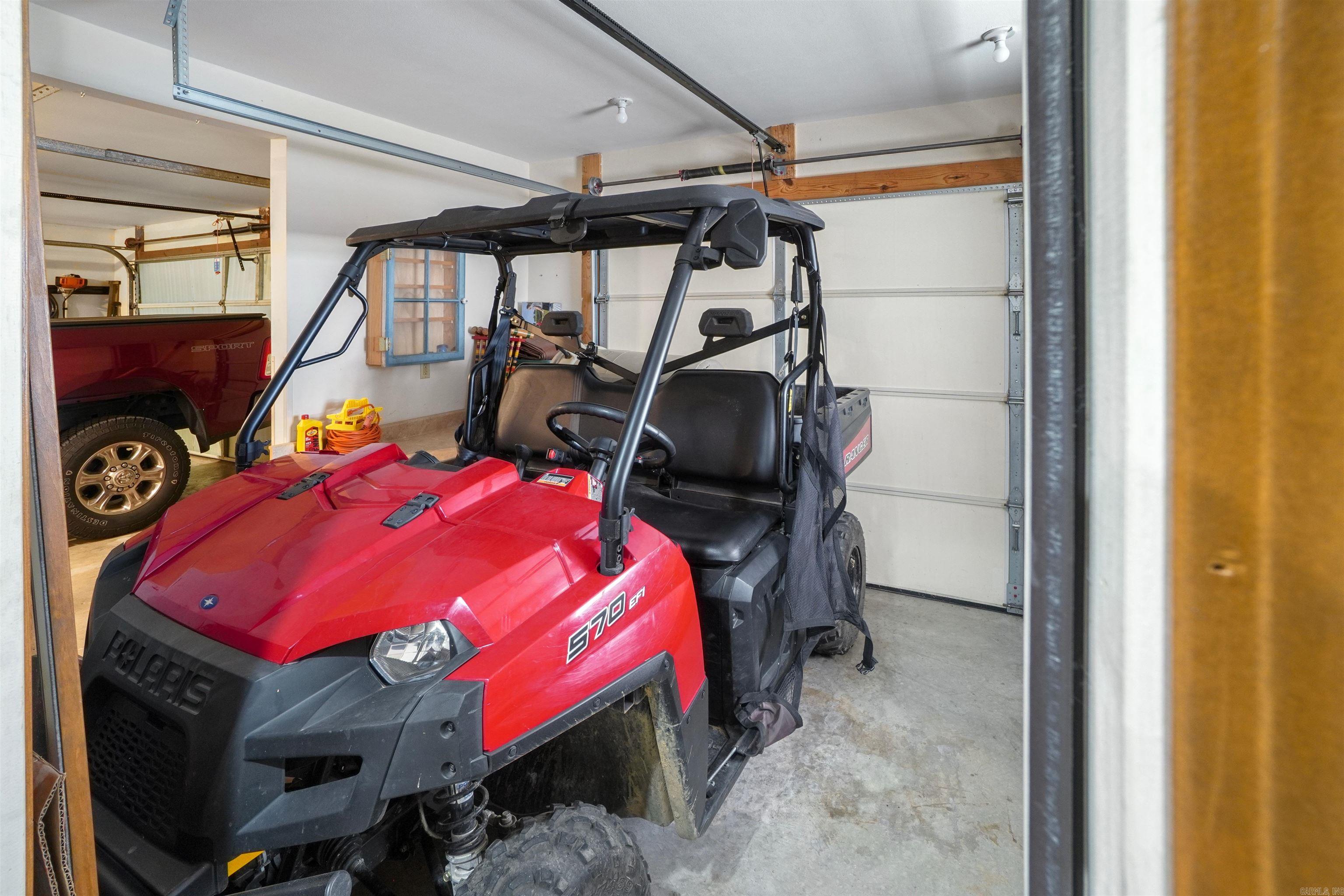 INDIAN HILLS - Residential