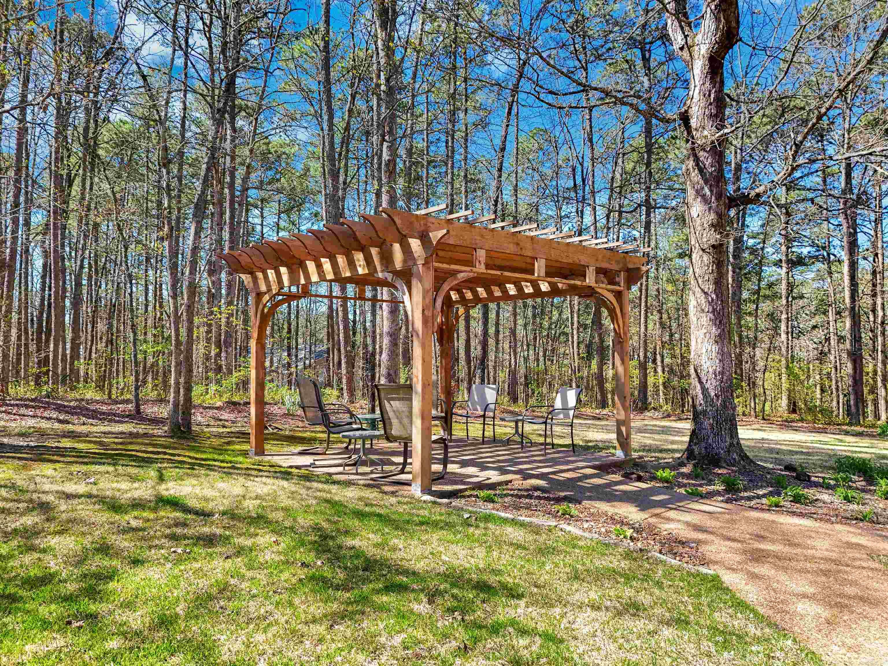 INDIAN HILLS - Residential