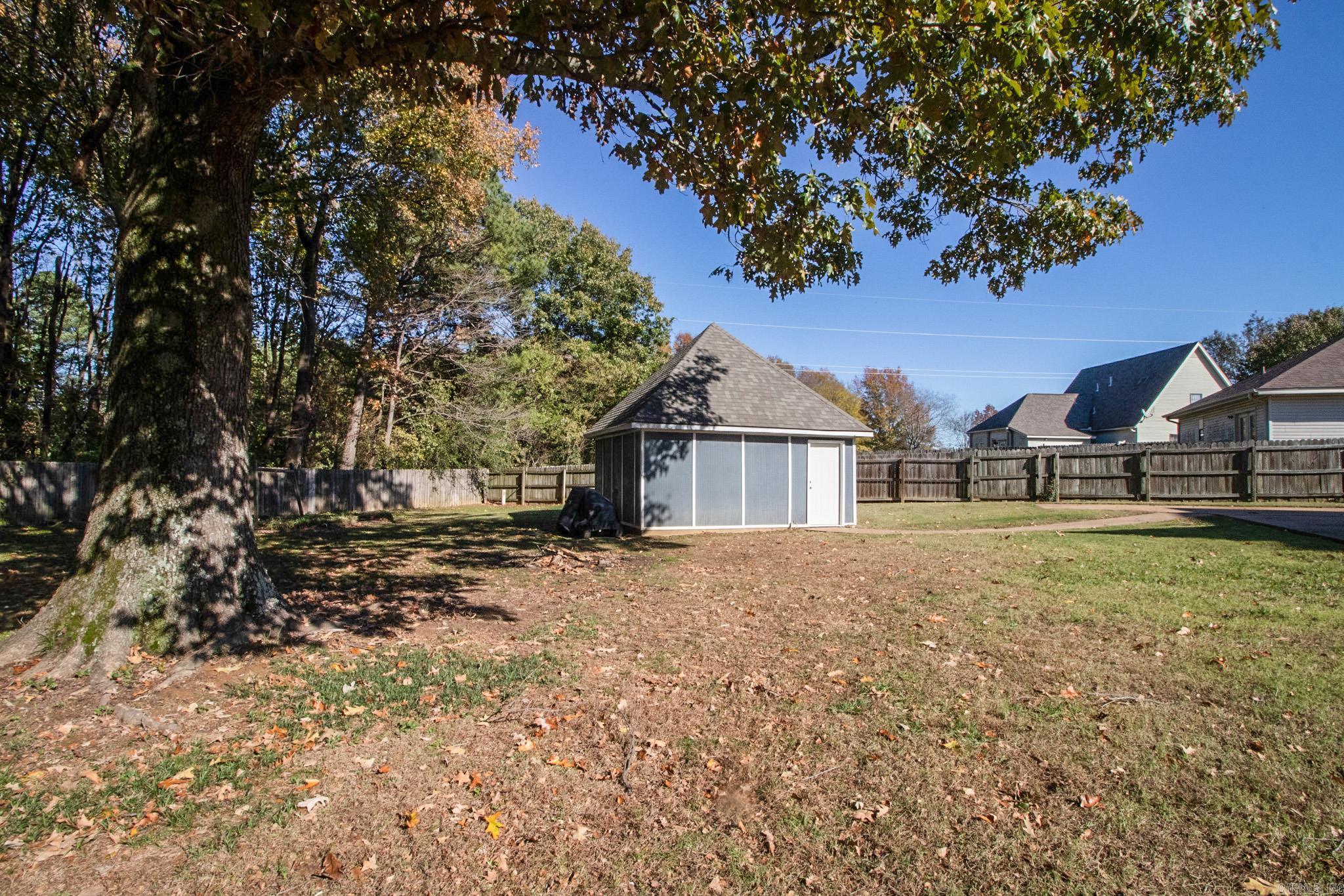 Club Place - Residential