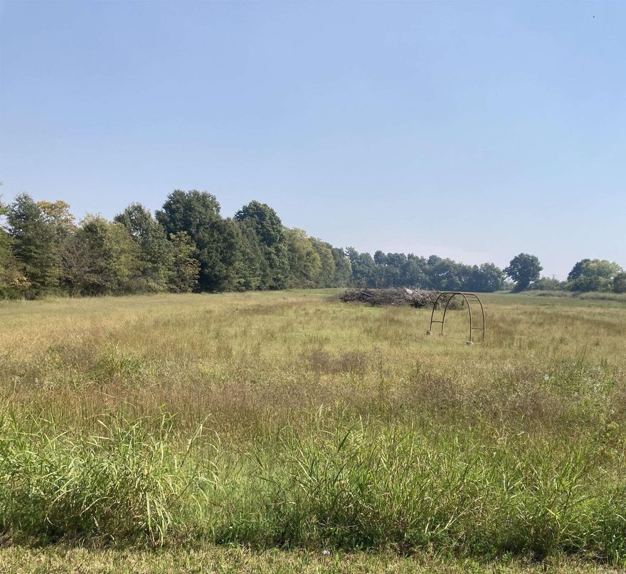 Rare opportunity to own roughly 9 acres of land! Perfect for building your dream home, farming, or recreational use. Mostly cleared with some beautiful trees, this property offers endless possibilities. Don't miss out on this incredible chance to own a large piece of land!