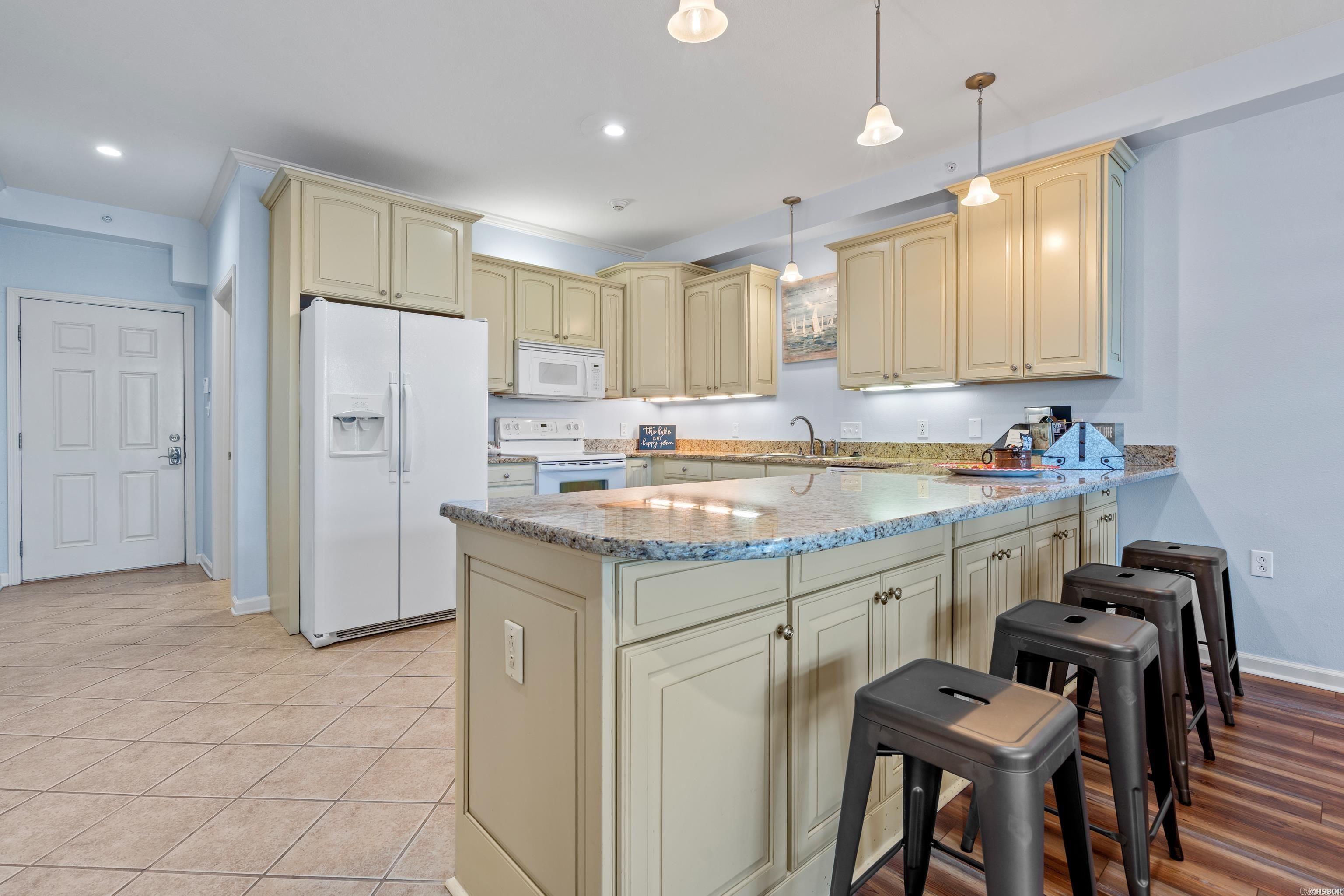 GRAND POINTE VIEW HPR - Residential