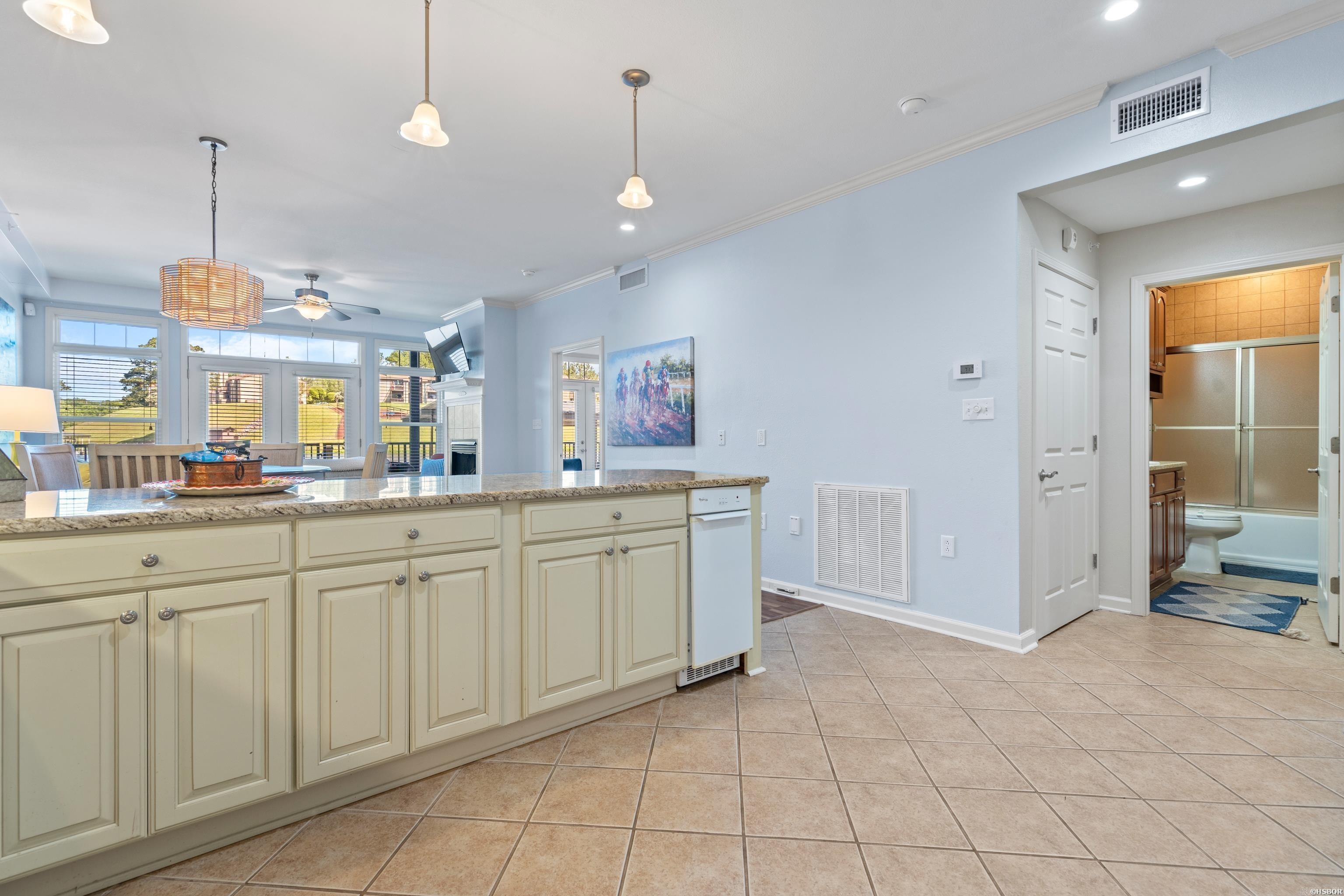 GRAND POINTE VIEW HPR - Residential