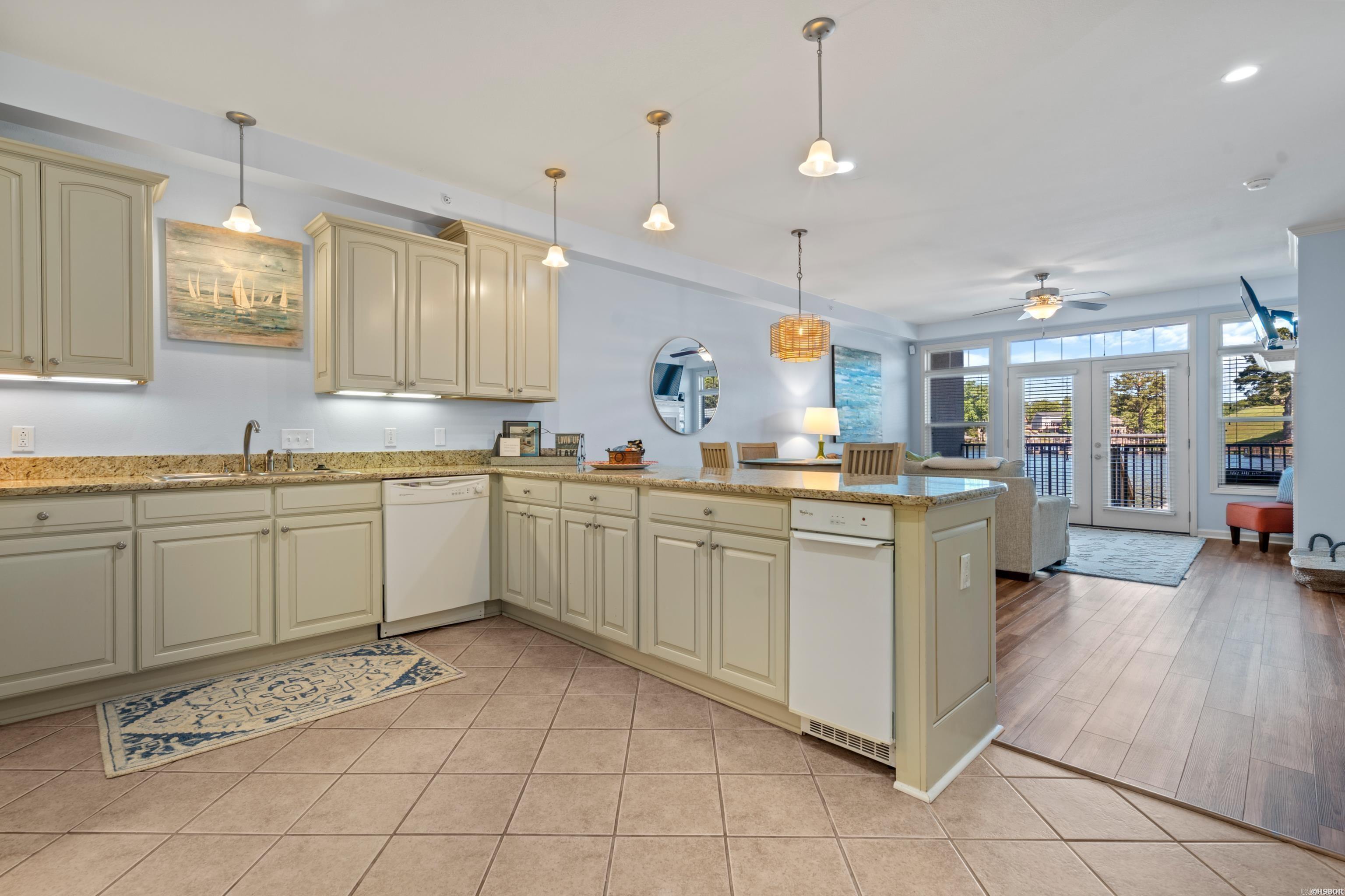 GRAND POINTE VIEW HPR - Residential