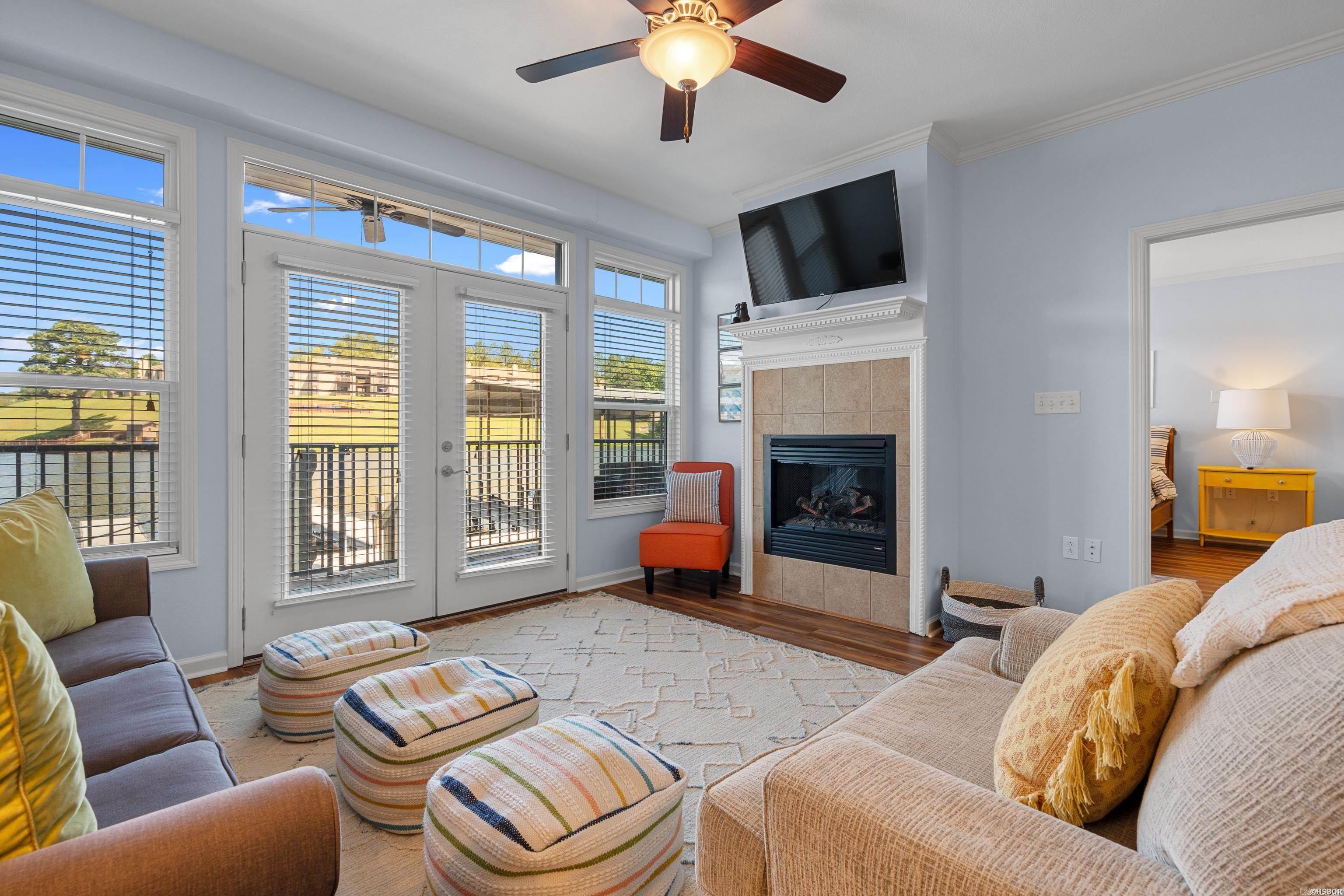 GRAND POINTE VIEW HPR - Residential