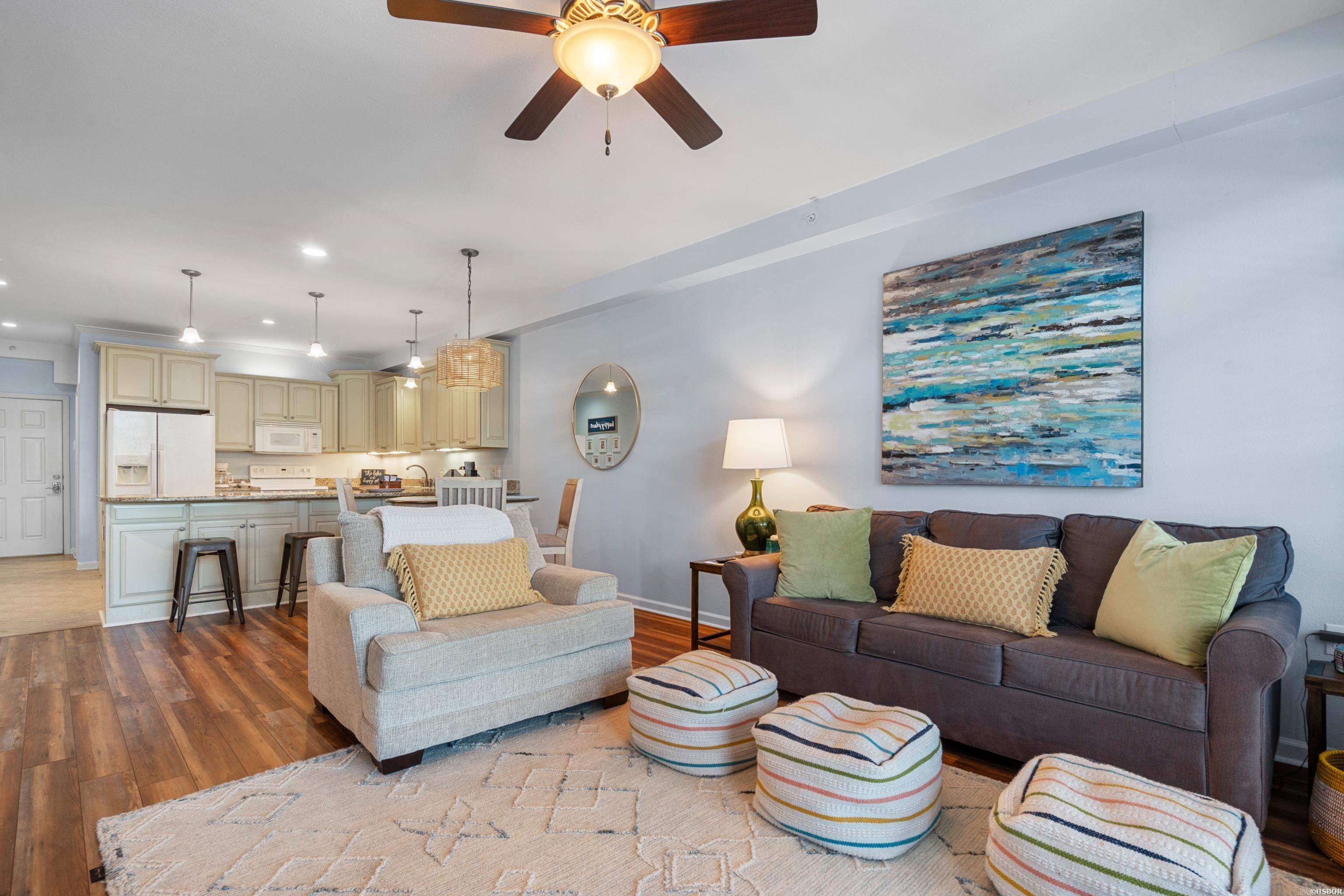 GRAND POINTE VIEW HPR - Residential