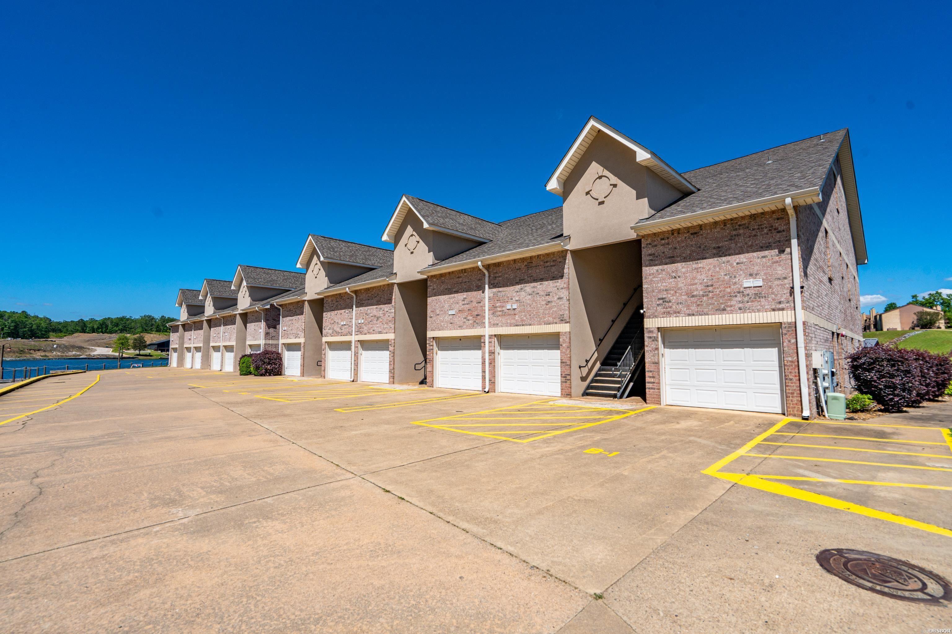GRAND POINTE VIEW HPR - Residential
