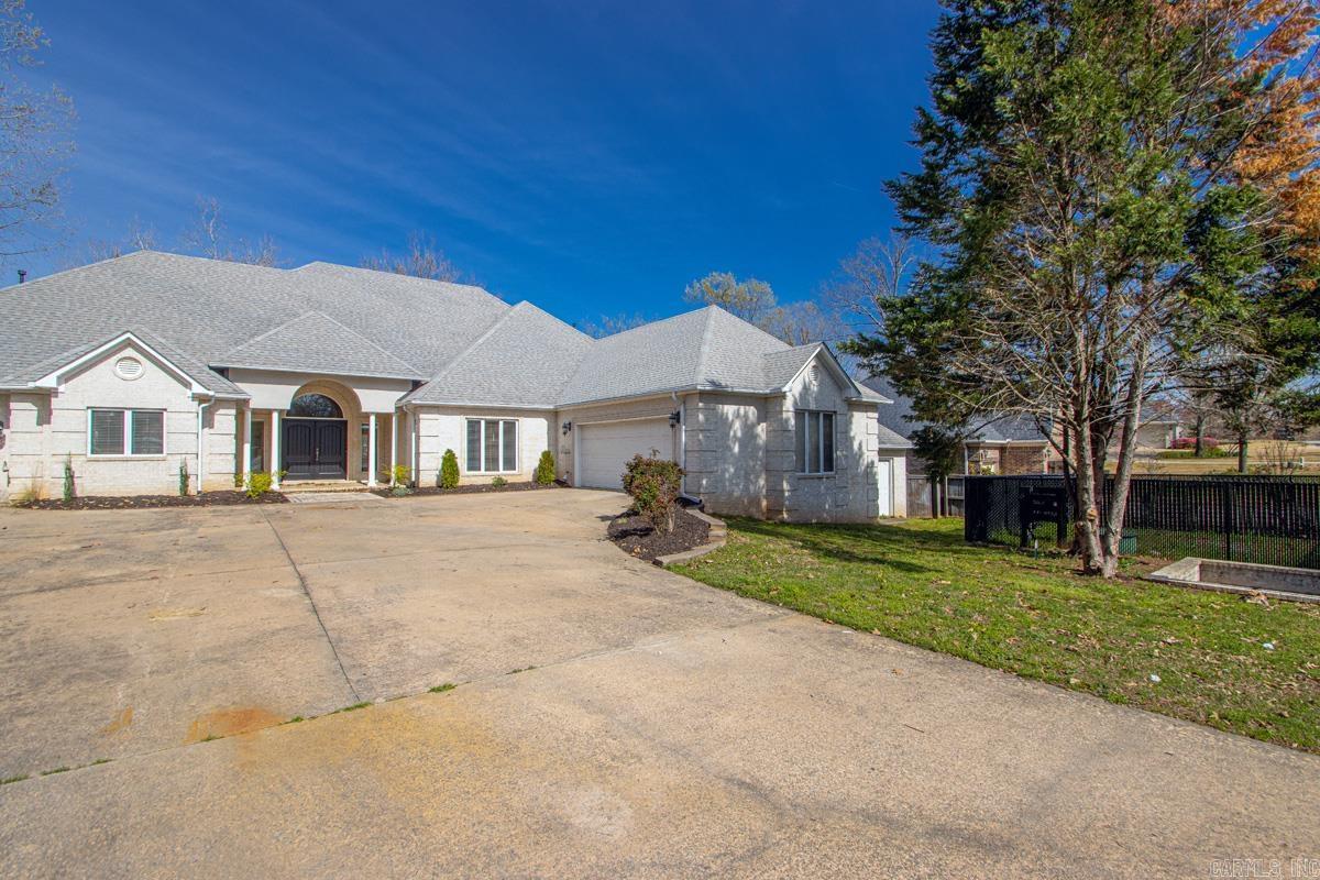 HURRICANE LAKE EST - Residential