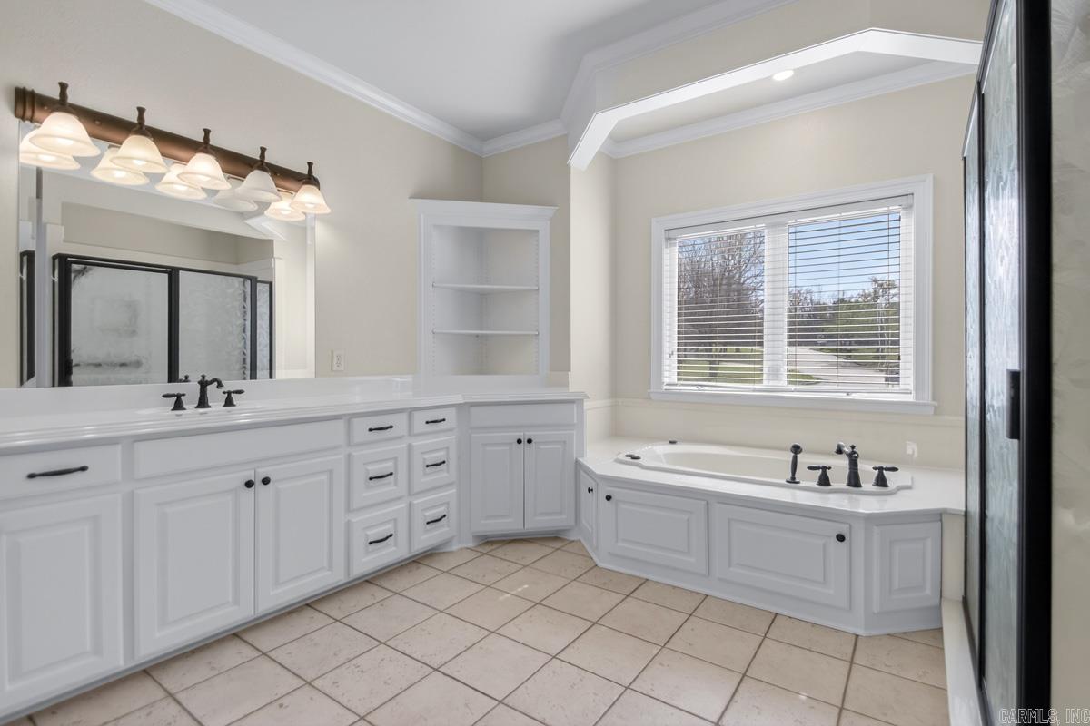 HURRICANE LAKE EST - Residential