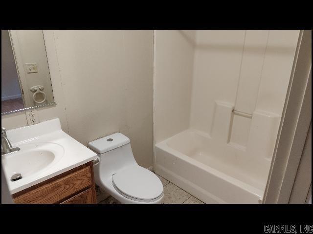 Rolling Pines - Residential Lease