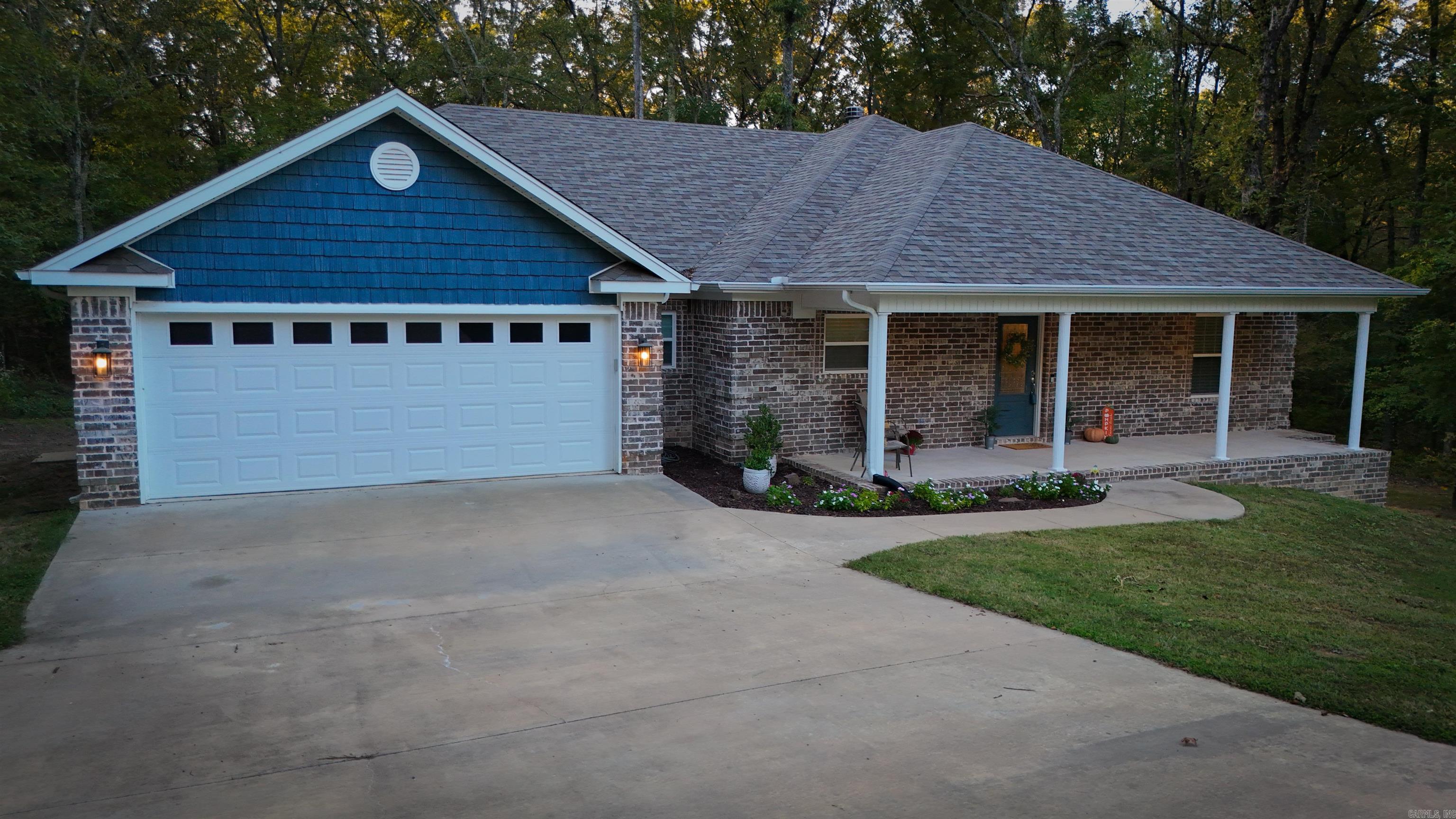 PLEASANT OAKS SUBDIVISION - Residential