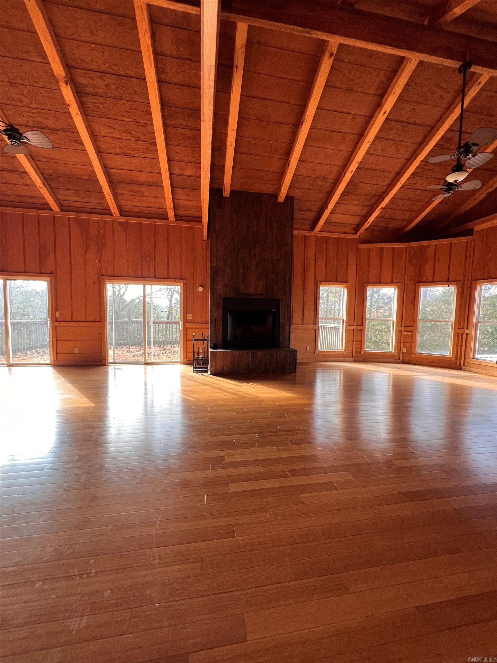 Piney Bay - Residential