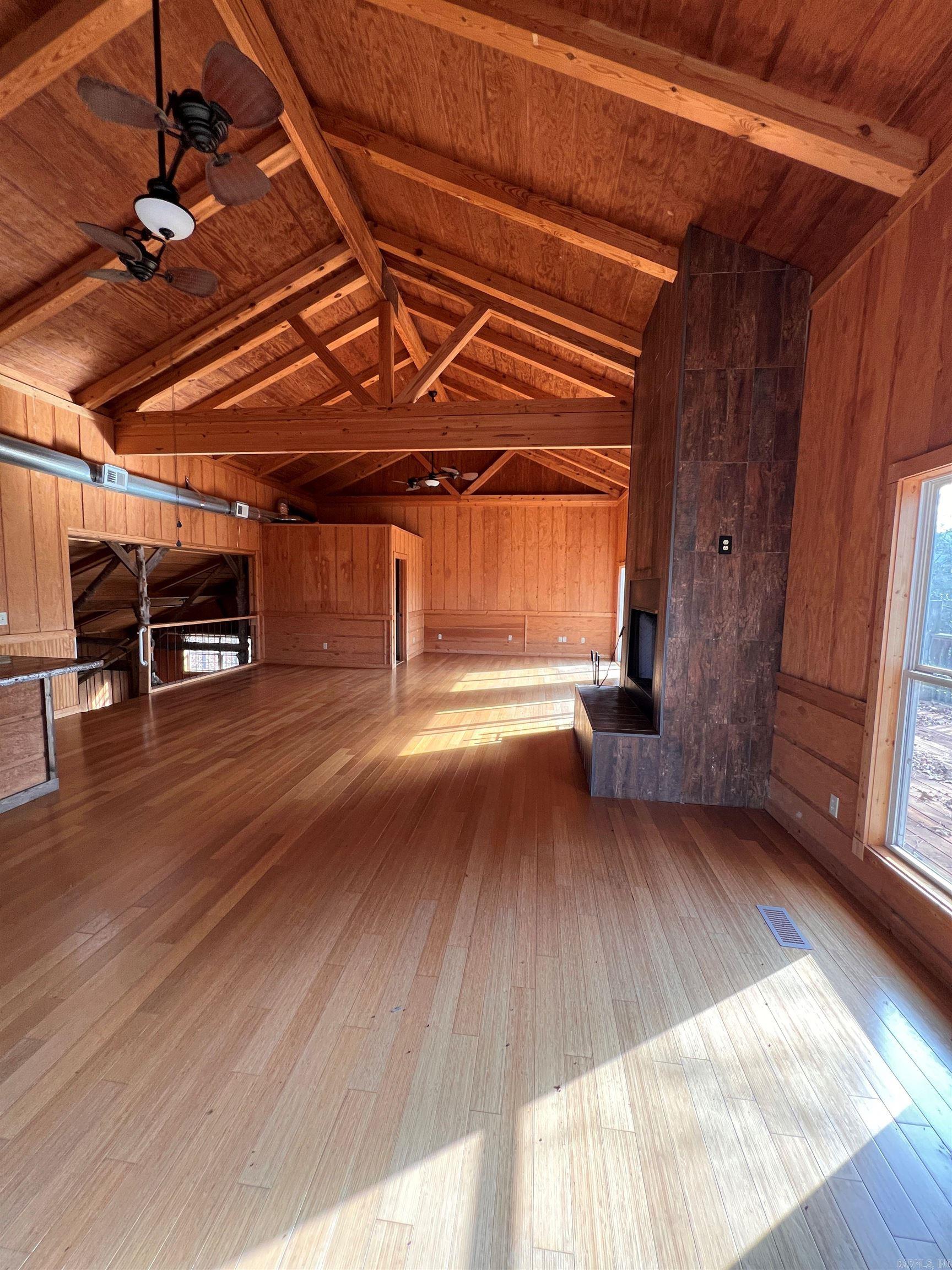 Piney Bay - Residential