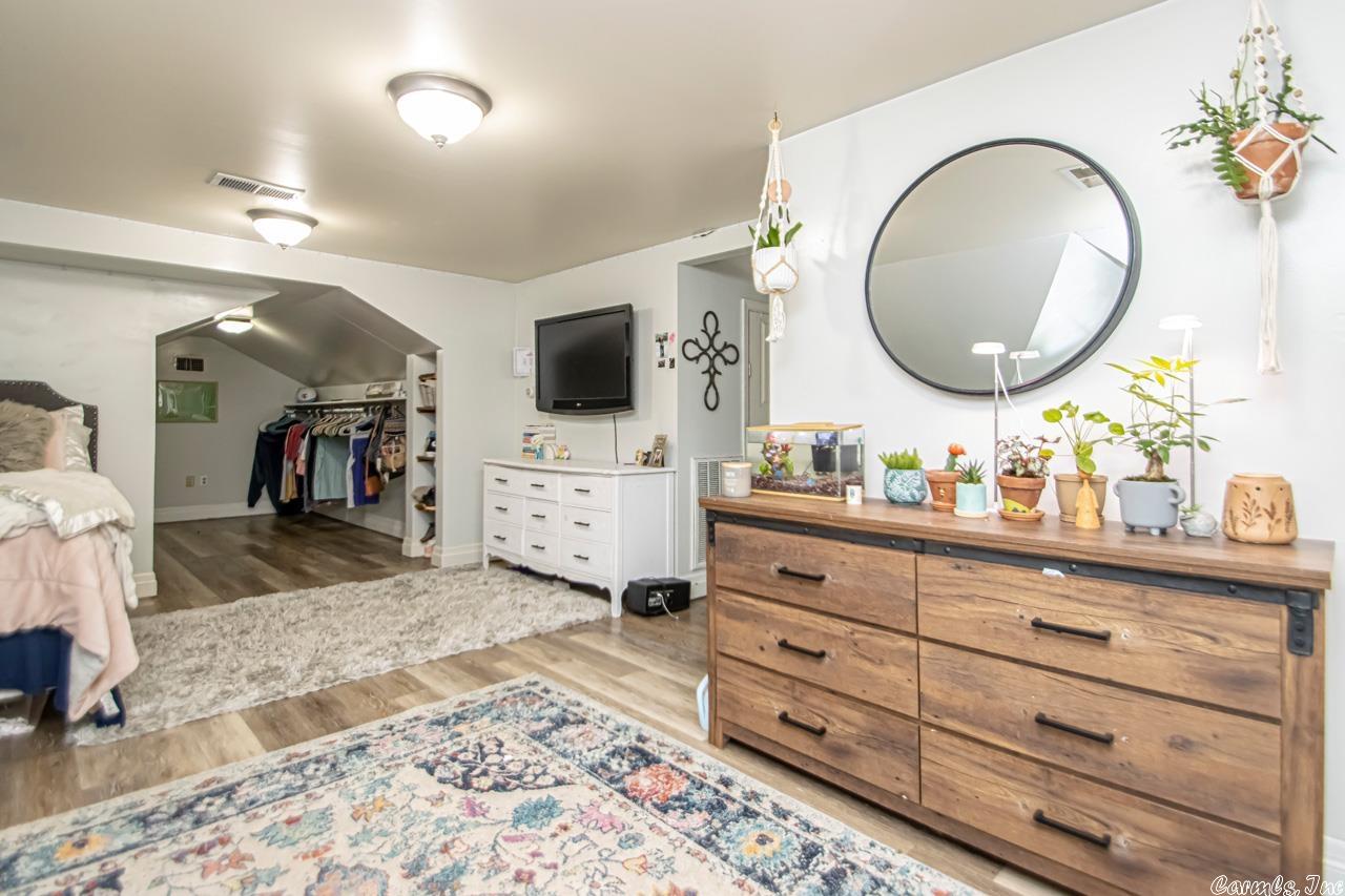 SYLVAN HILLS - Residential